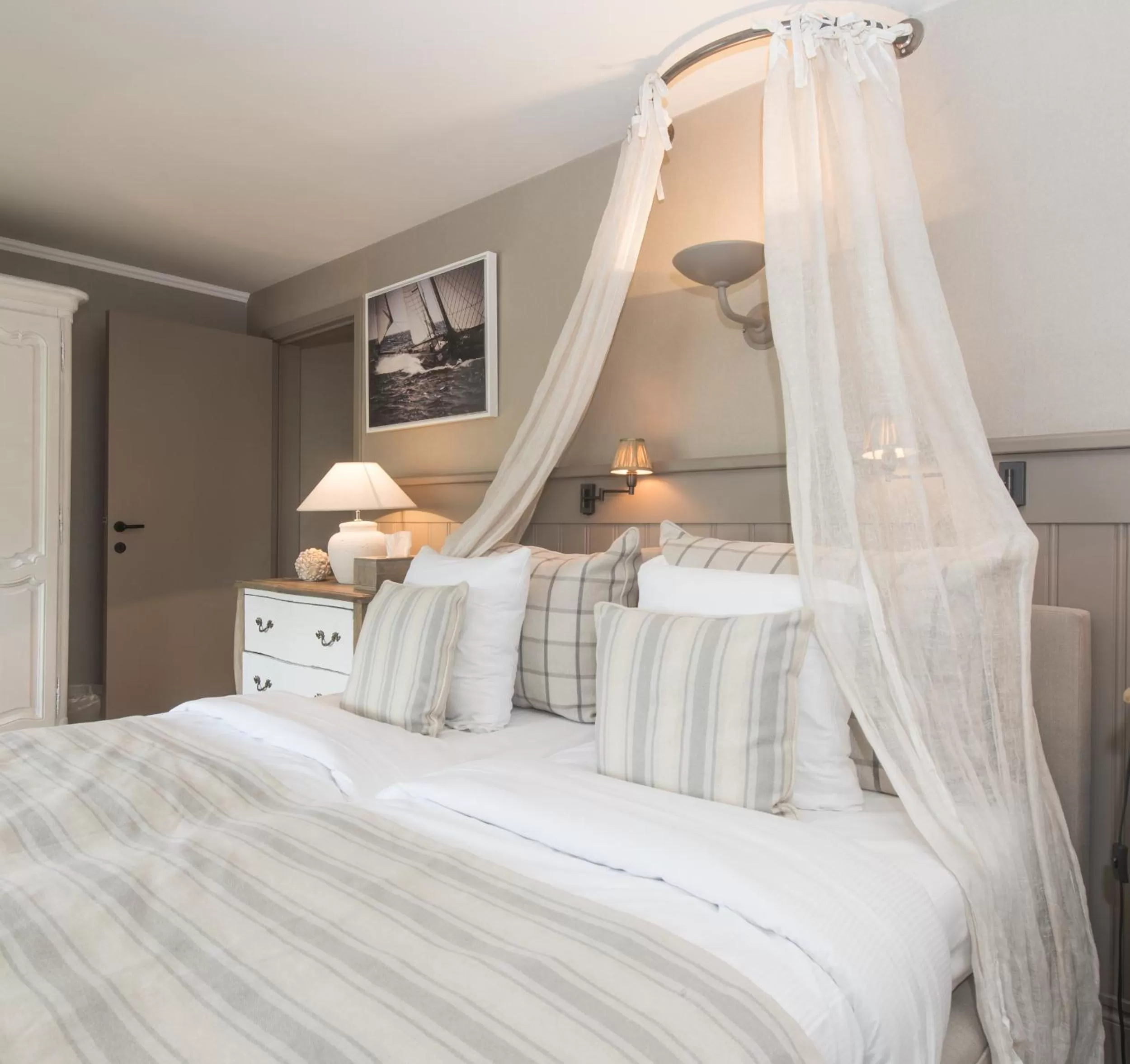 Bed in Lebeau 19 Hotel