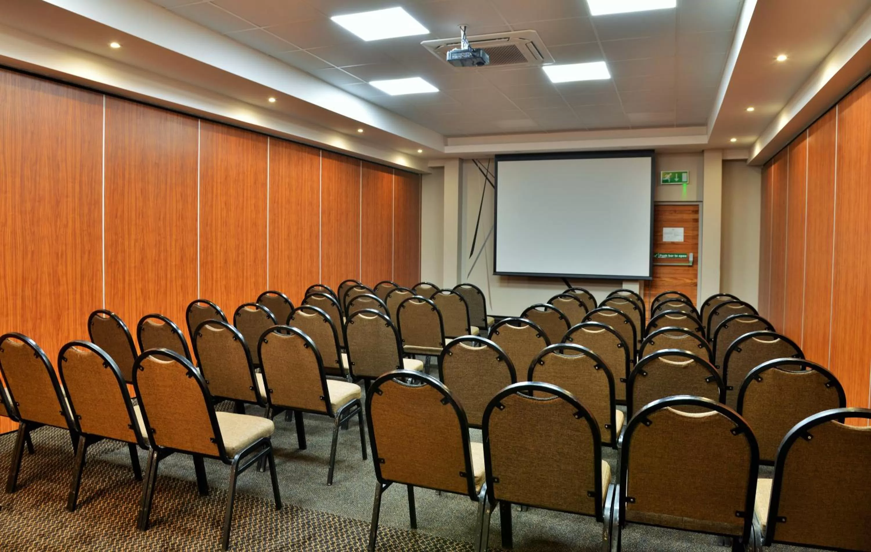 Business facilities in BON Hotel Empangeni