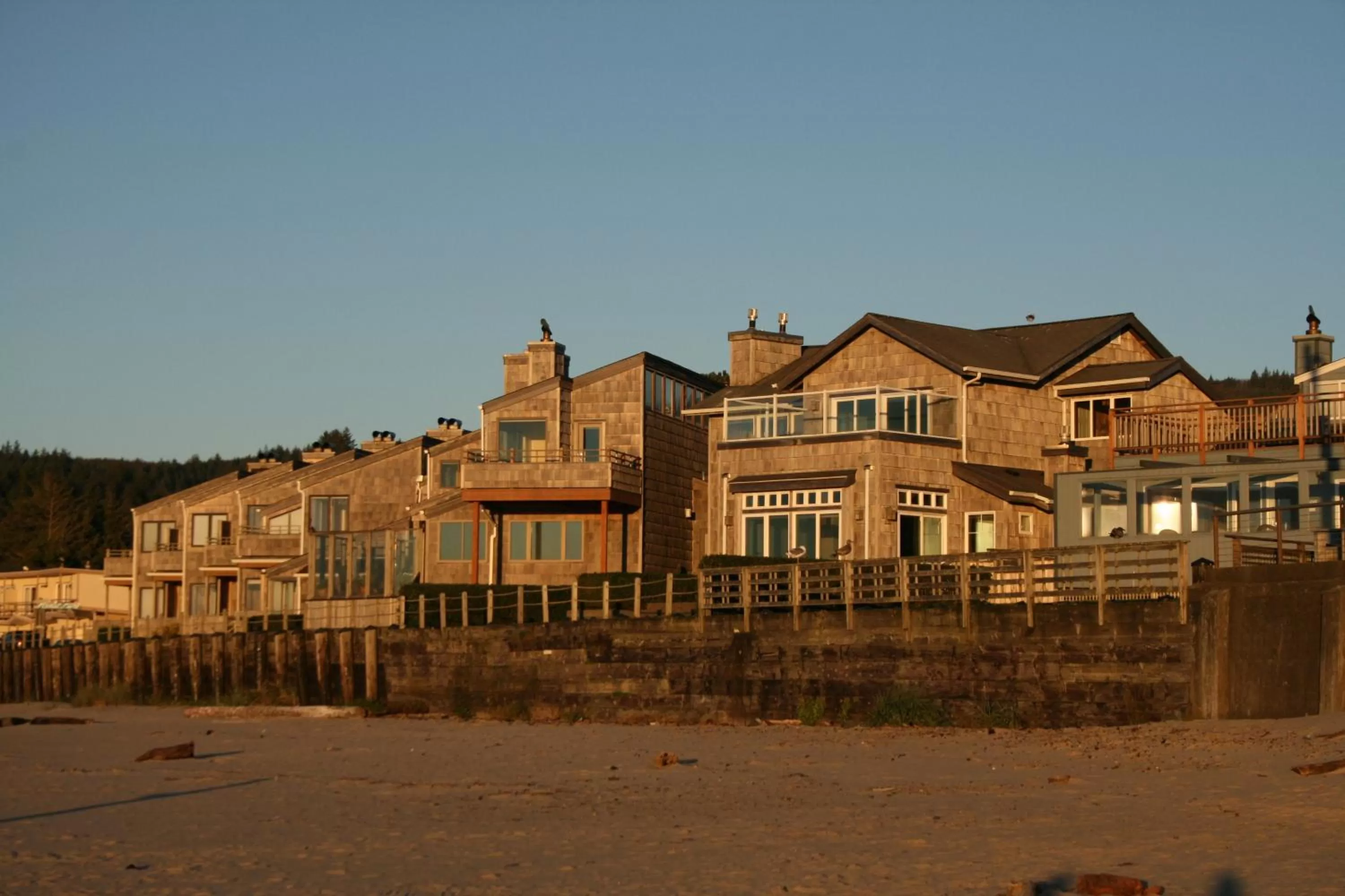 Facade/entrance, Property Building in The Waves