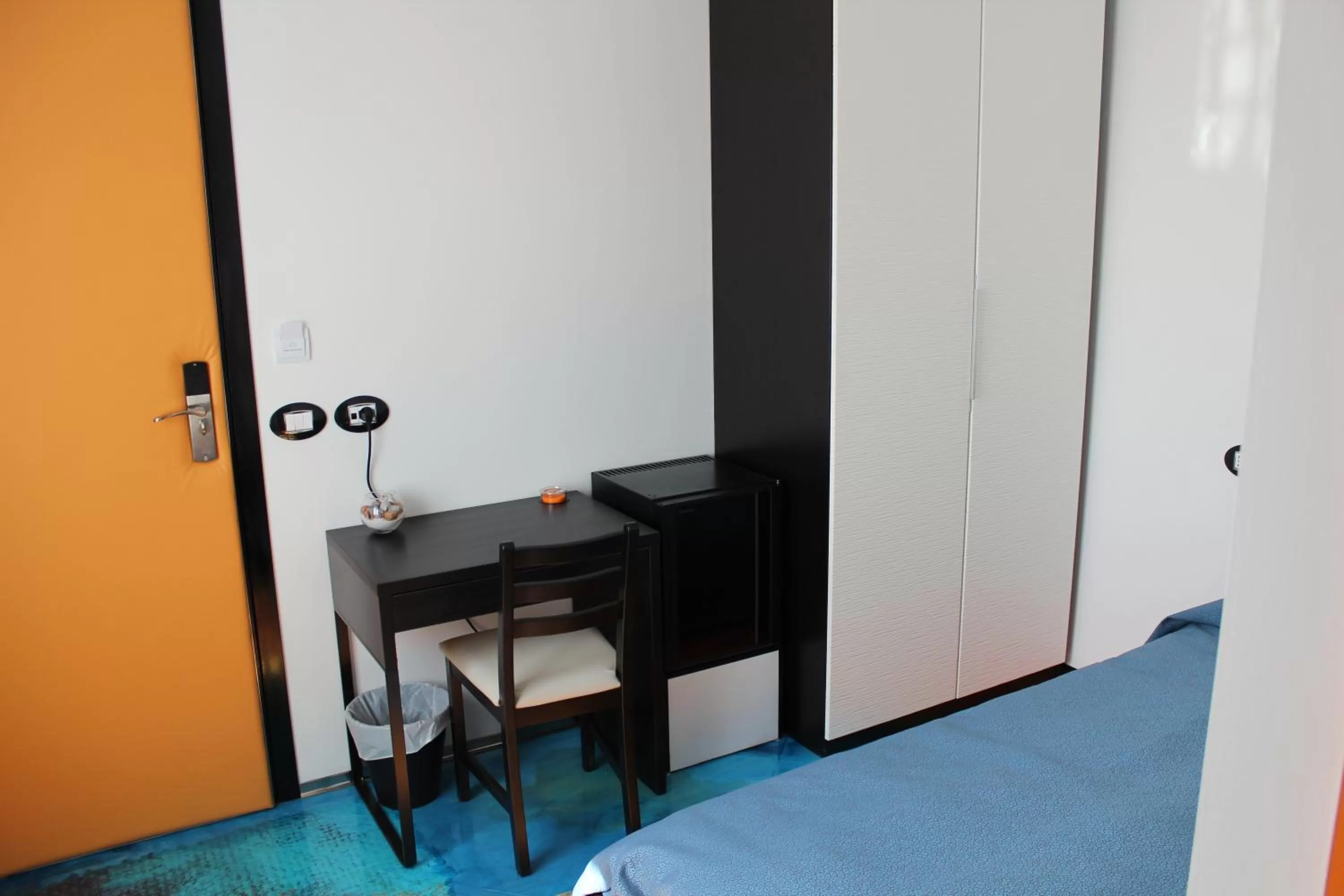 Photo of the whole room, TV/Entertainment Center in Follow Me B&B