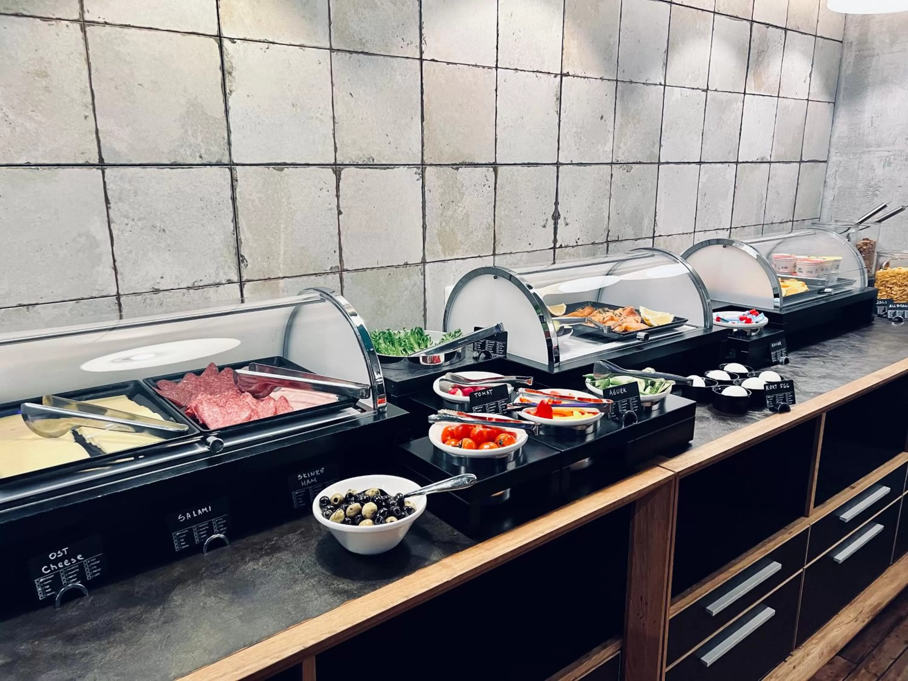 Breakfast in Arctic Hotel Nordkapp