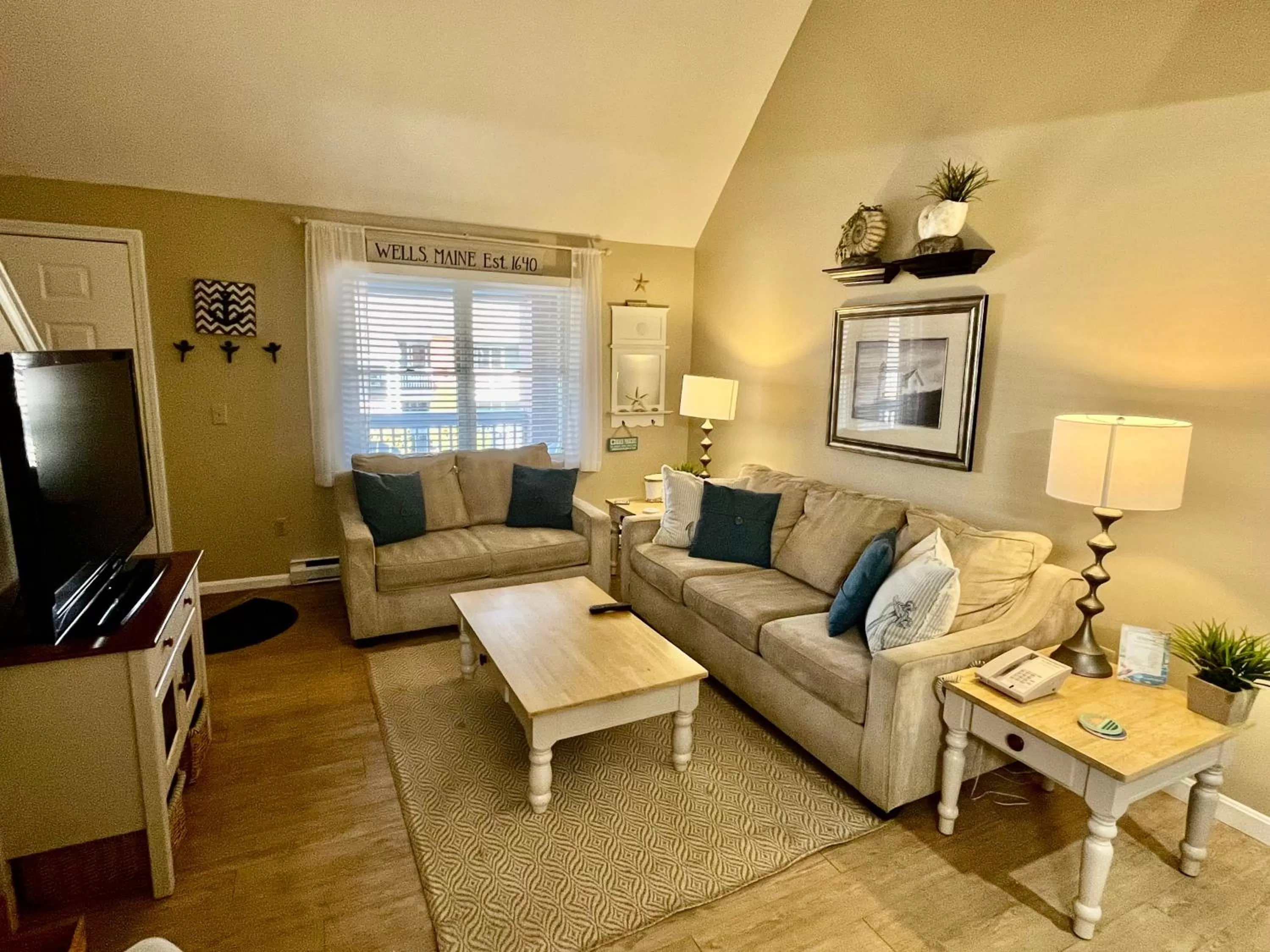 Elmwood Resort Hotel