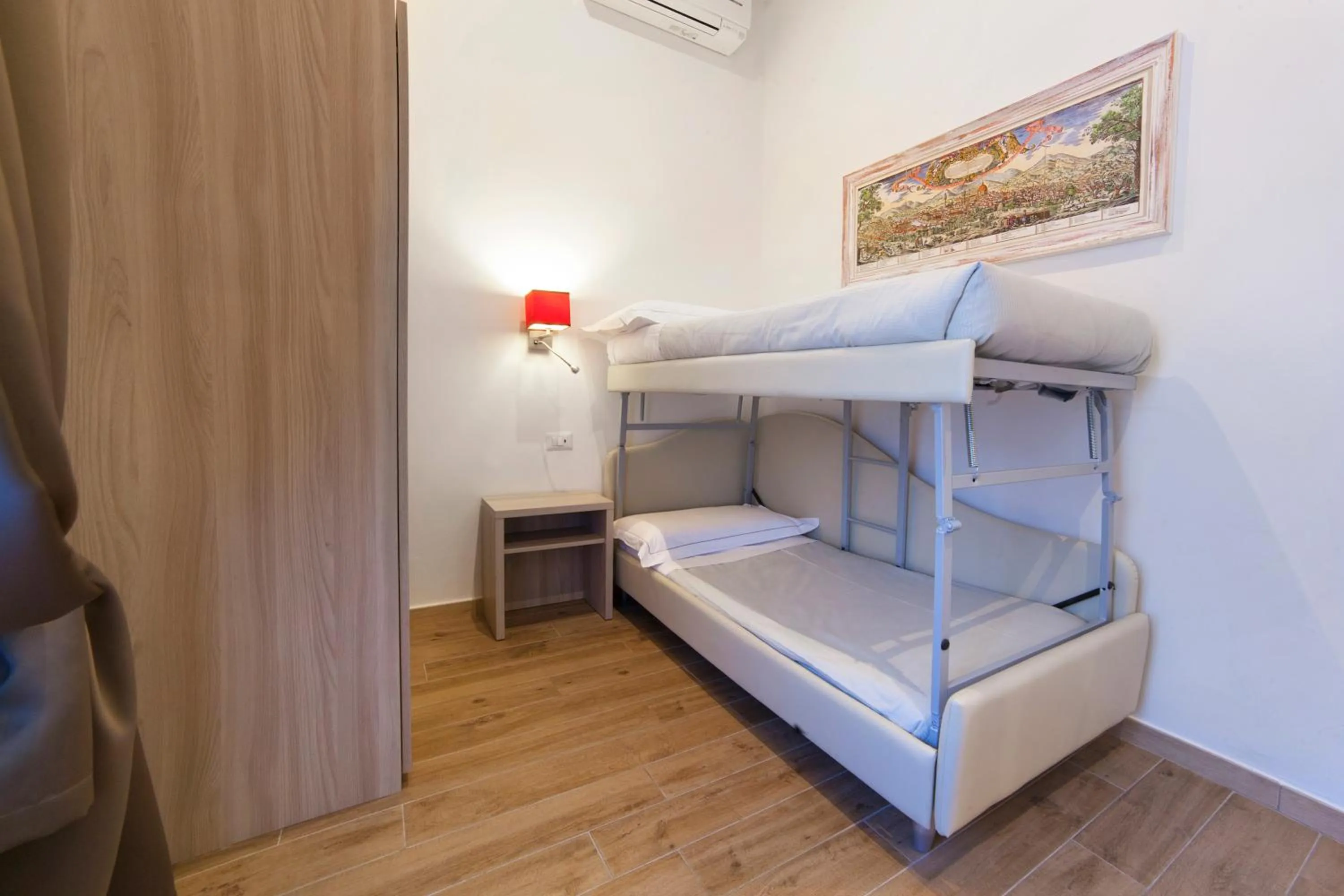 bunk bed, Bed in Apollo Guest House