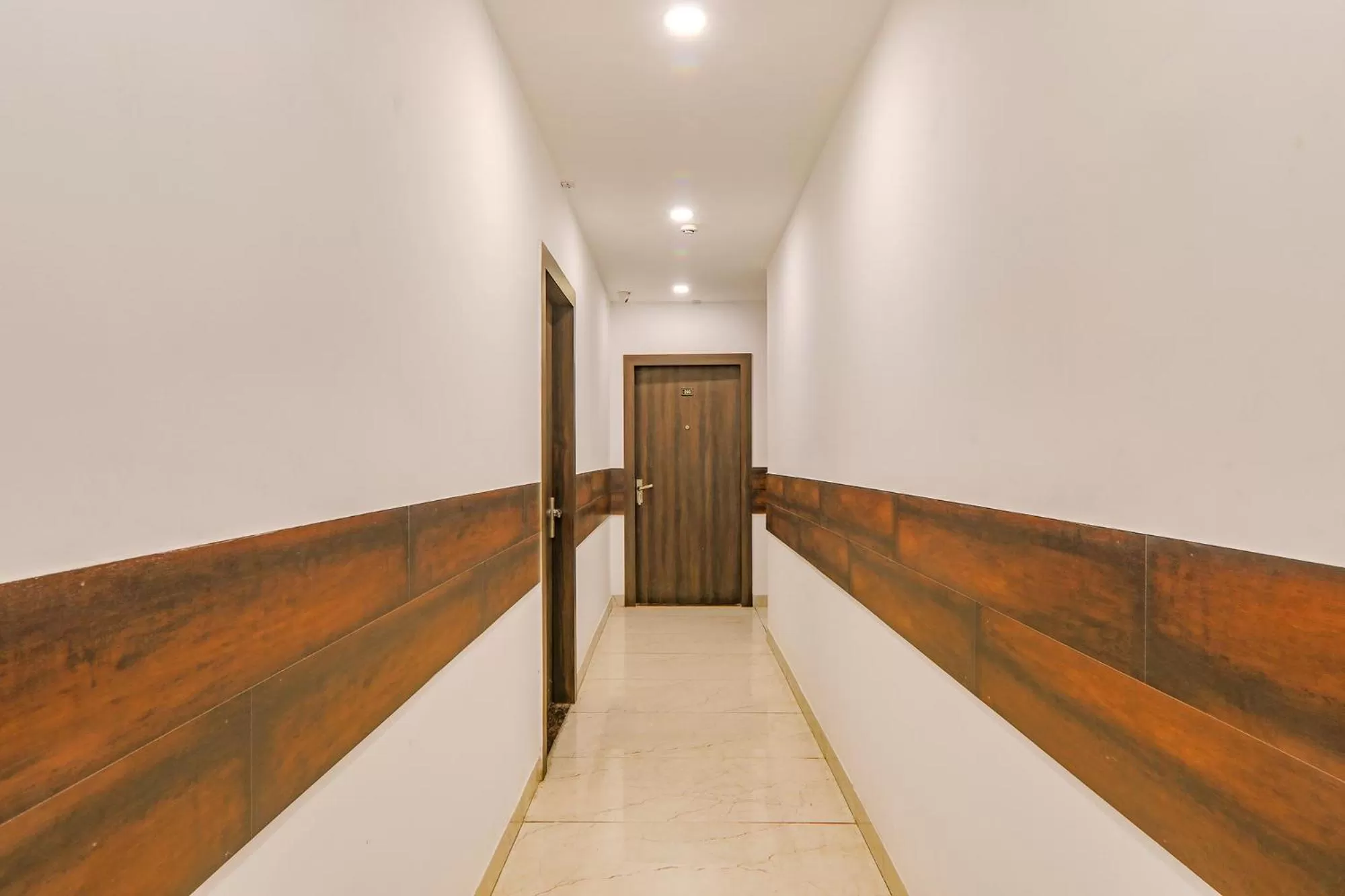 Lobby or reception in FabExpress The Mall Inn