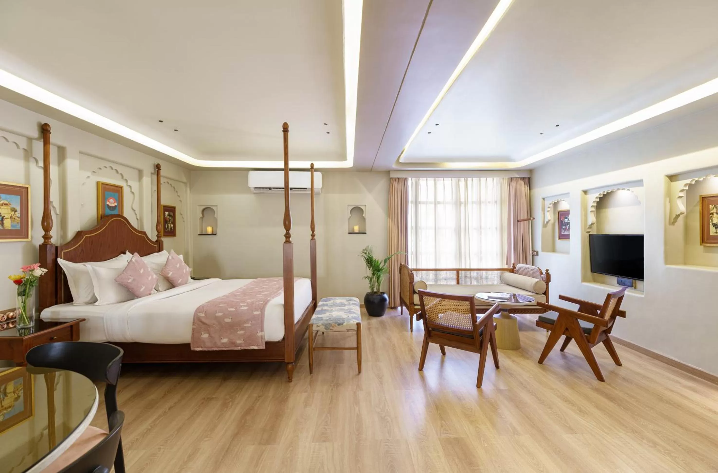 Bed in The Red Pier - My Downtown Hotels