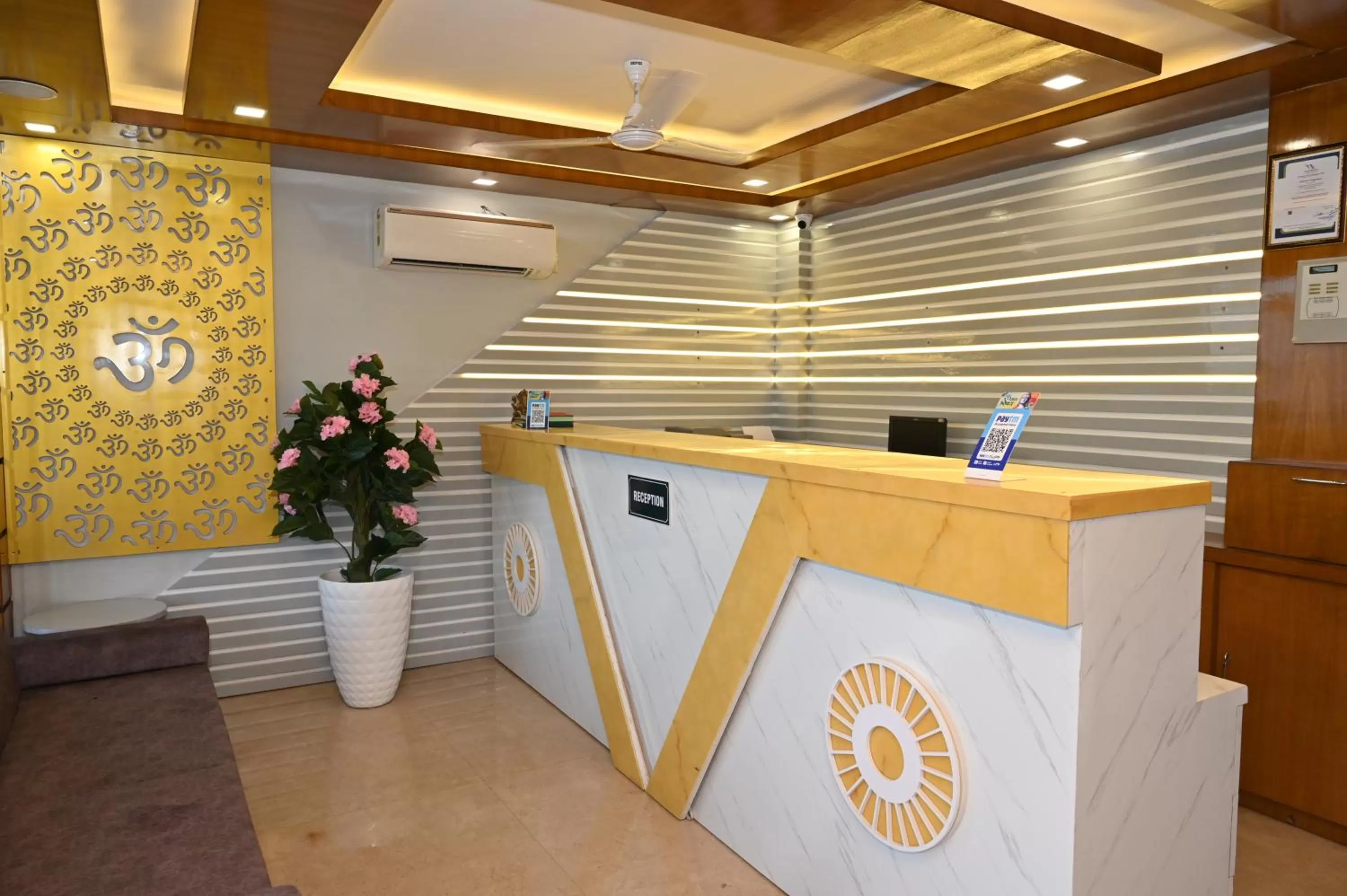 Lobby or reception in Hotel Vasdaa Grand