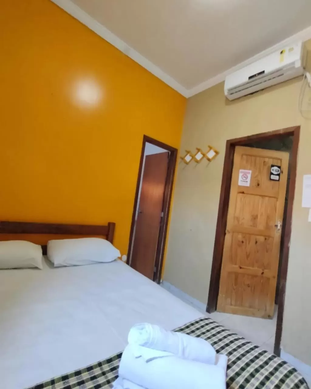 Photo of the whole room, Bed in Pousada Lampião e Maria Bonita