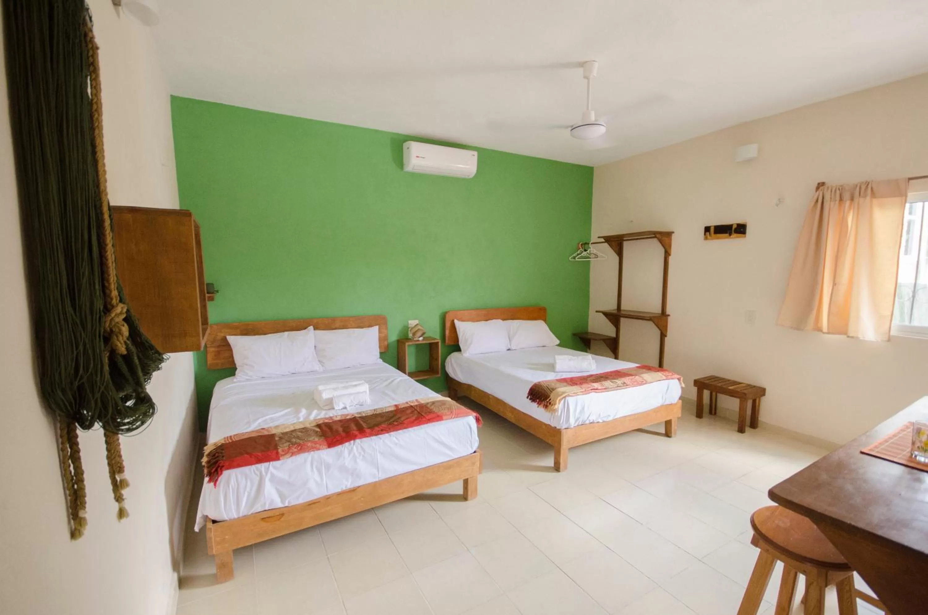 Photo of the whole room, Bed in Casa Almendro