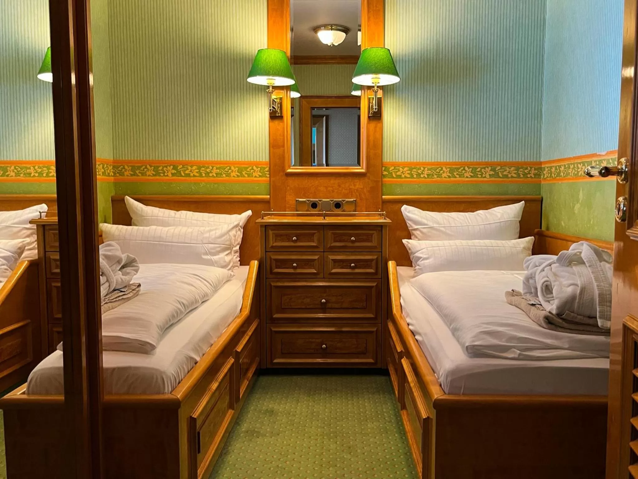 Bed in Hotel Strandperle