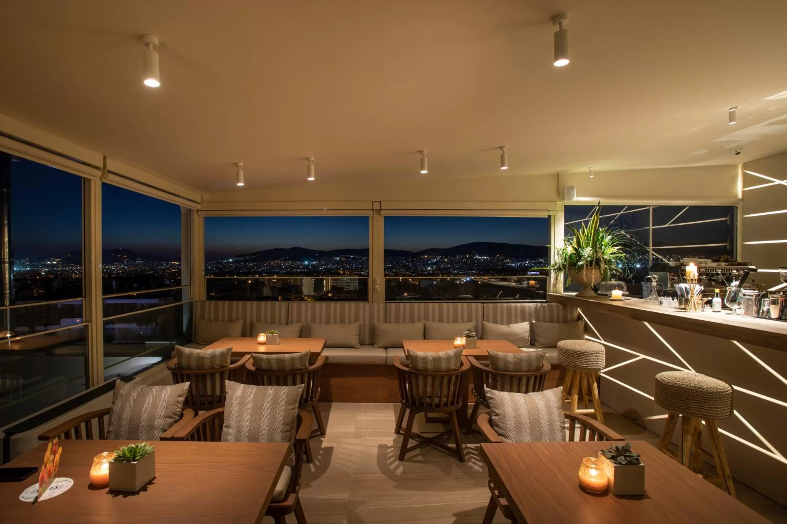 Lounge or bar in Green Suites Boutique Hotel