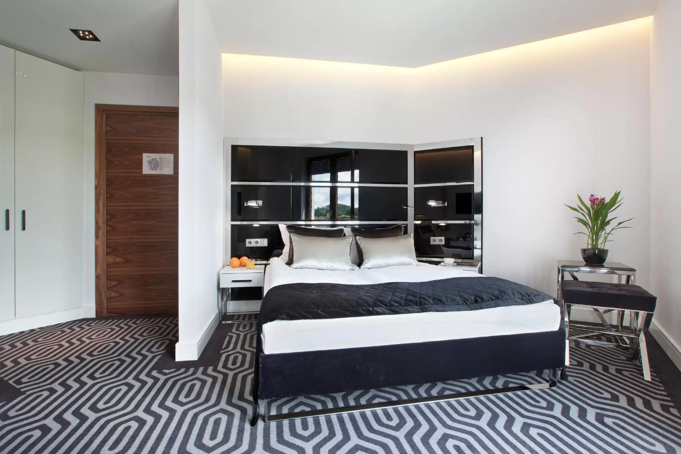 Bed in Bayjonn Boutique Hotel