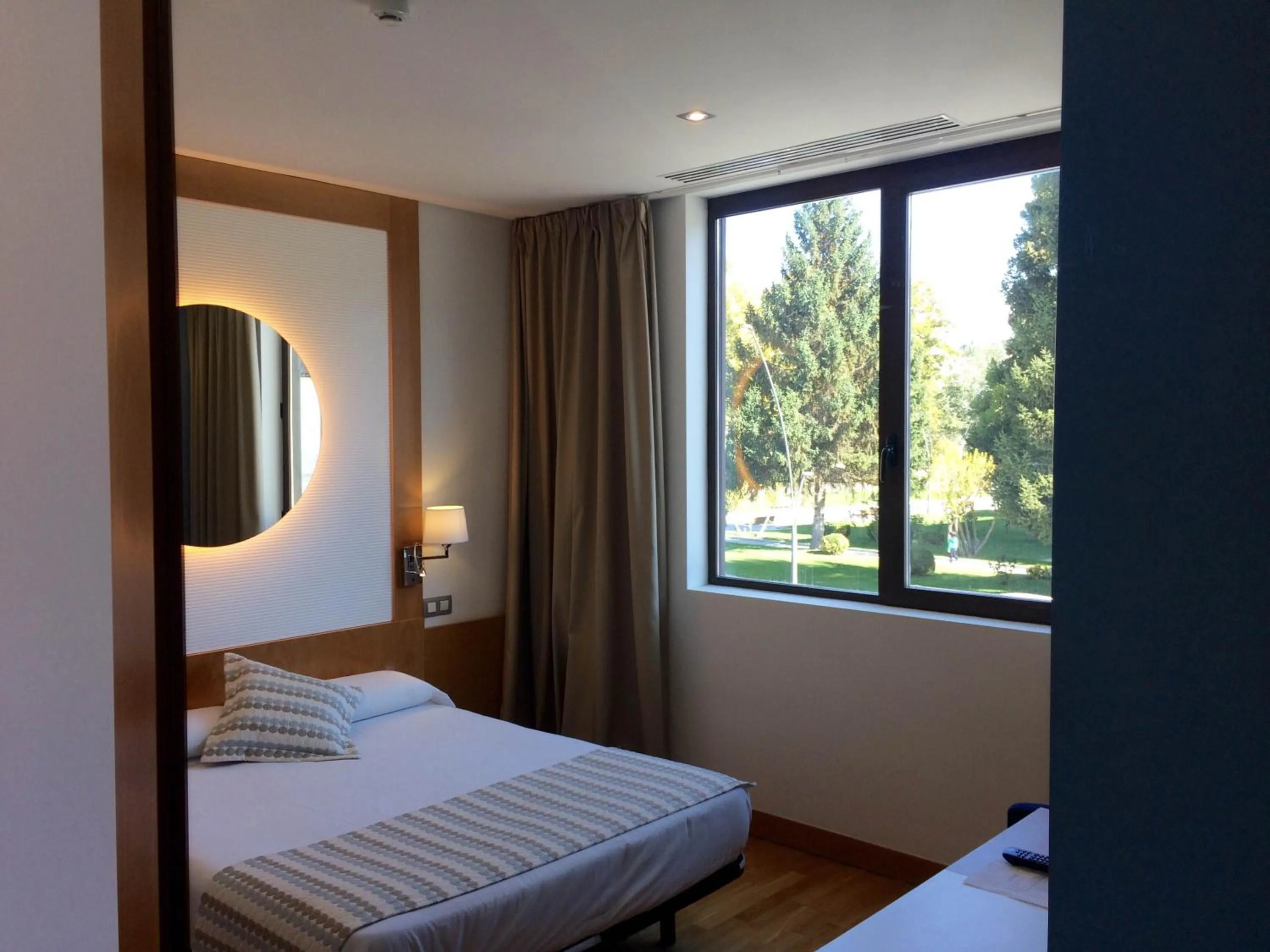 Photo of the whole room, Bed in Hotel Boutique Museo Burgos