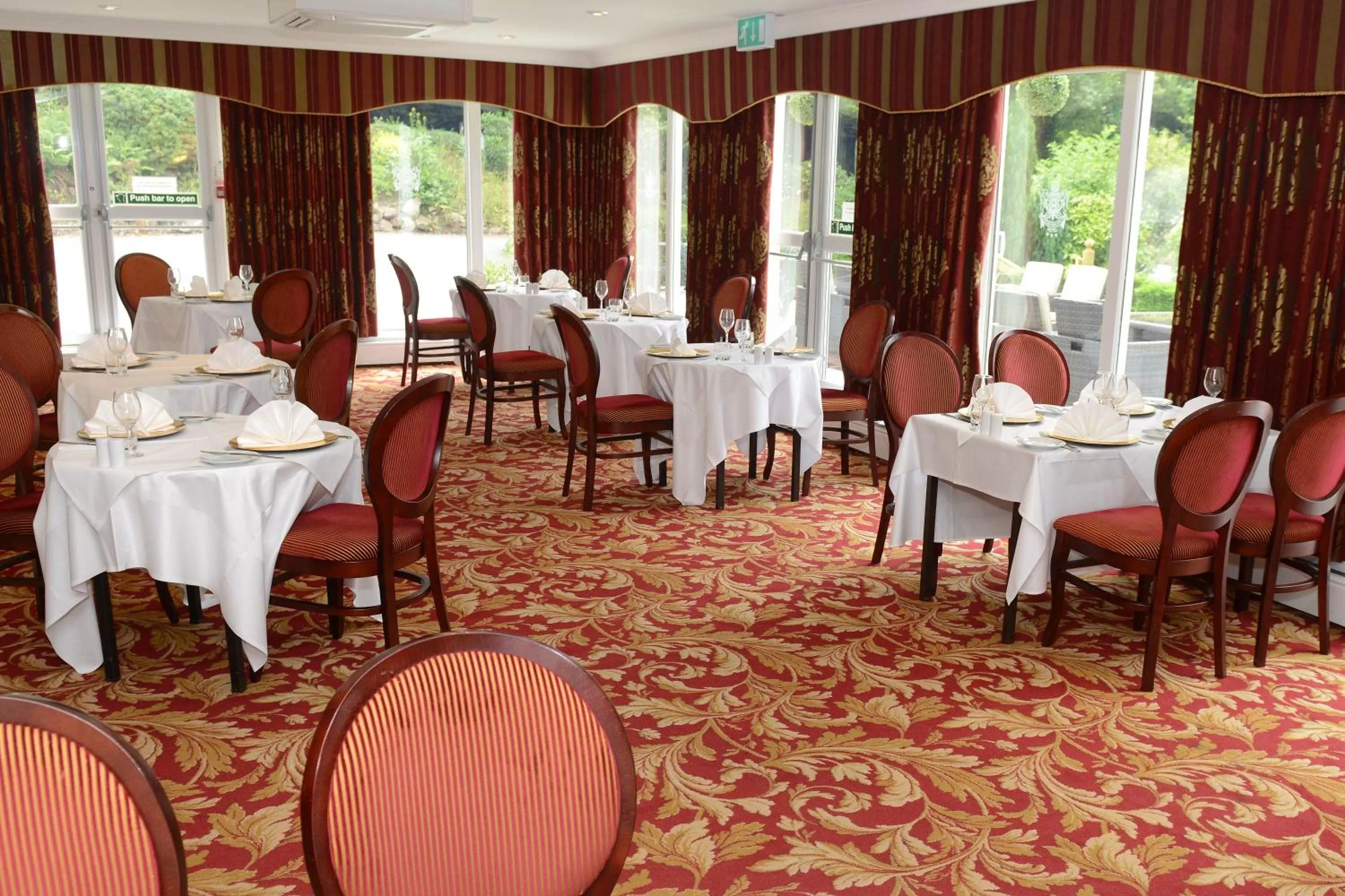 Restaurant/places to eat in Buckatree Hall Hotel