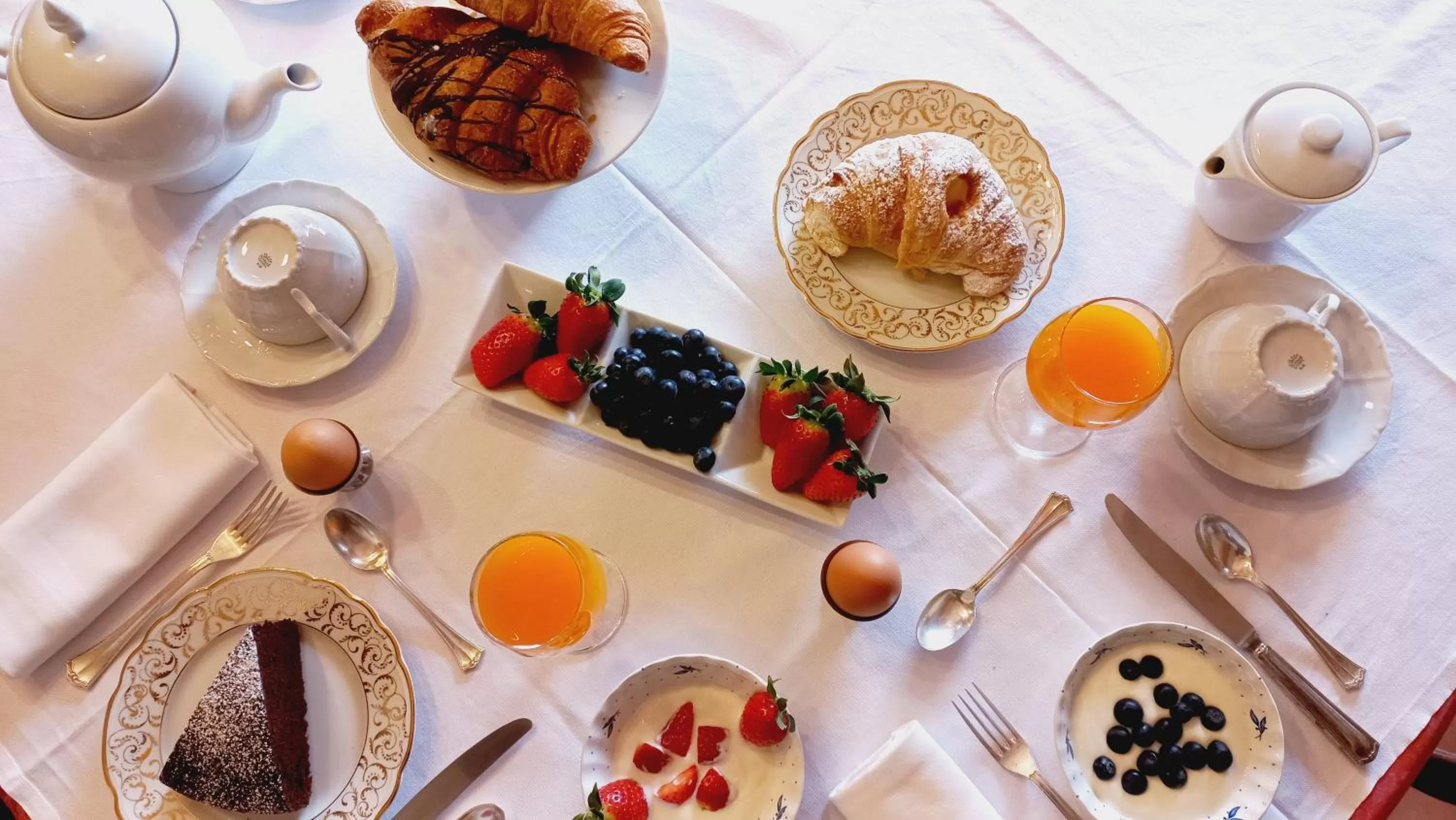 Breakfast in Domus Antiqua Bed & Breakfast