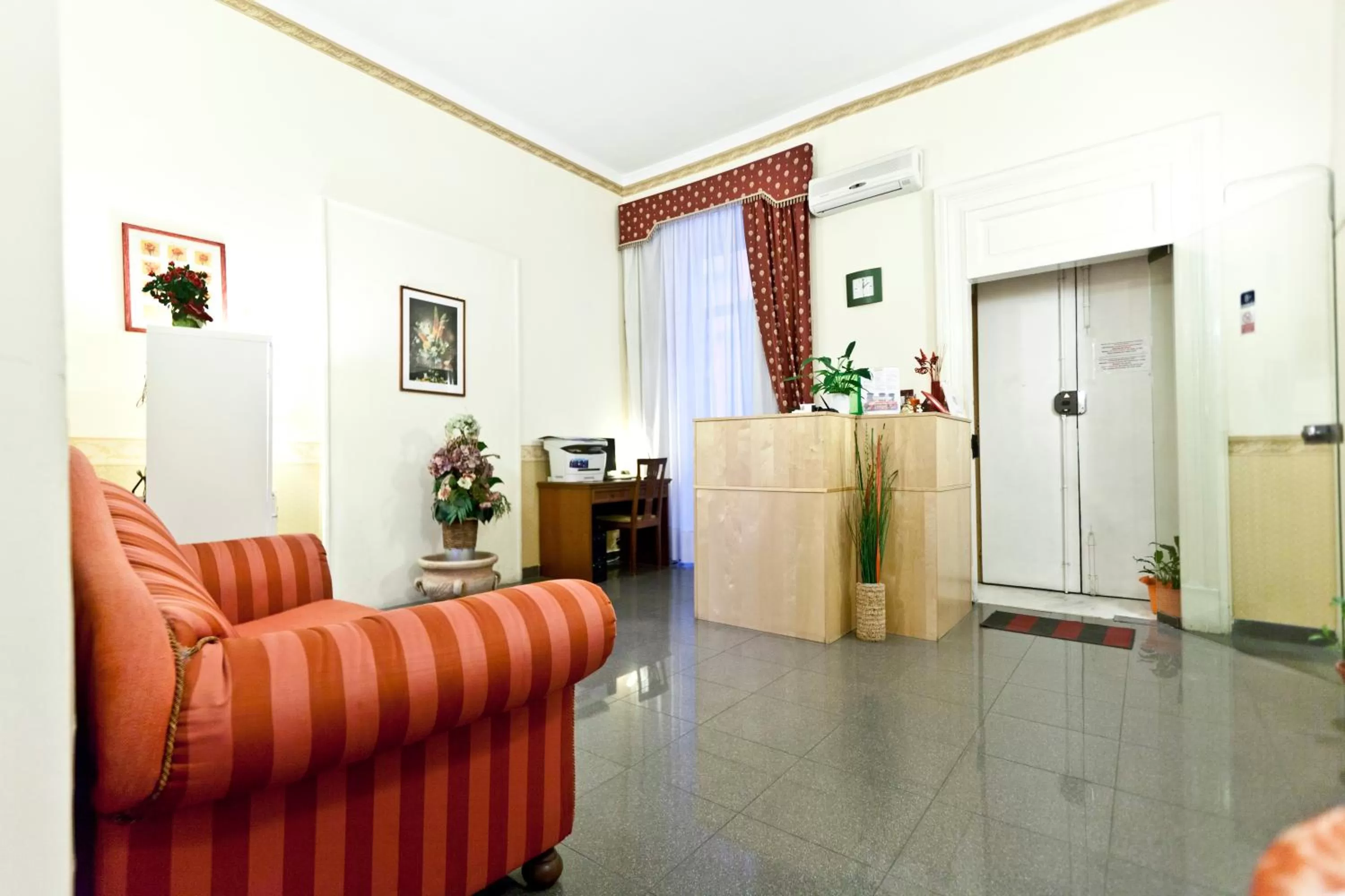 Lobby or reception in B&B MediNaples