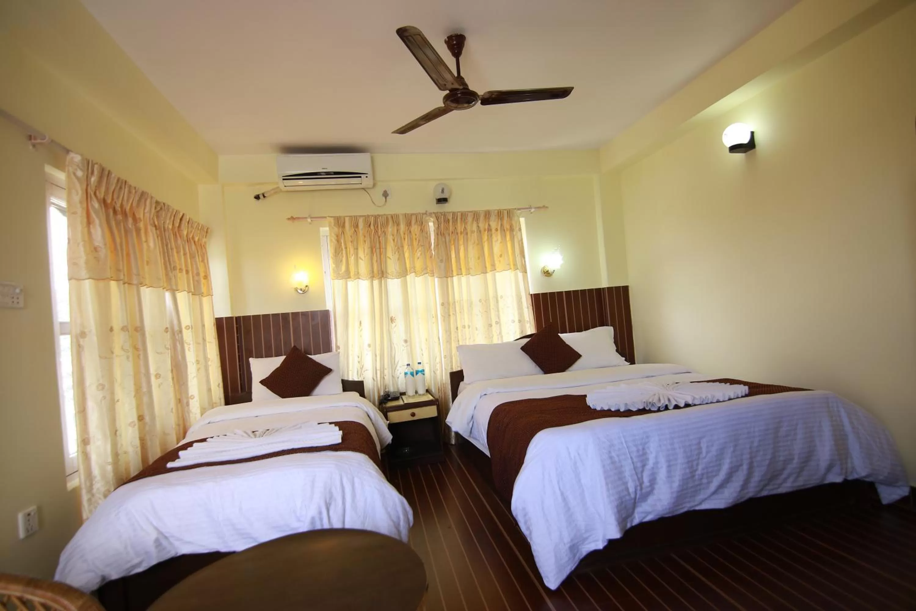 Photo of the whole room, Bed in Hotel Himalayan Inn