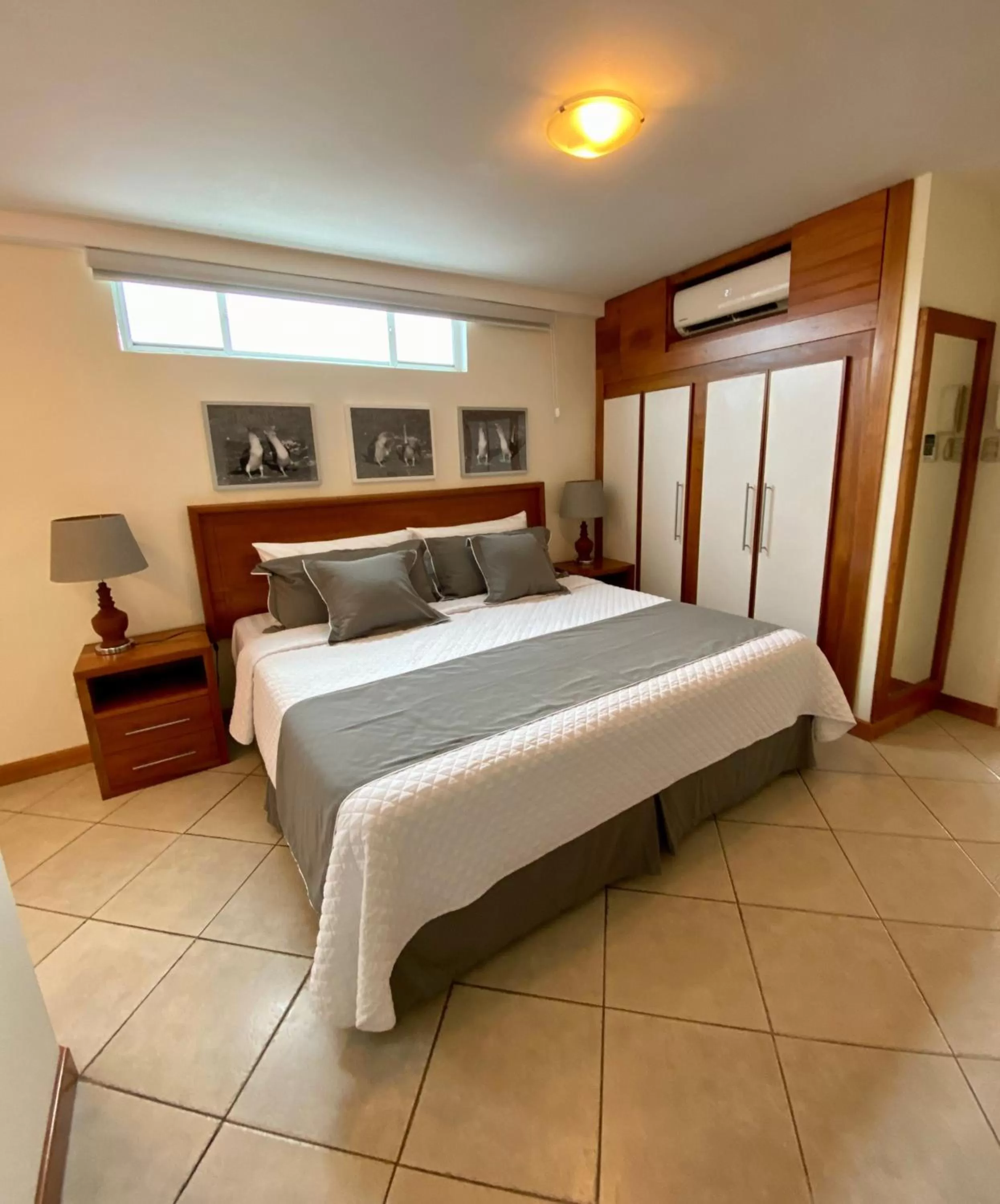 Bed in Torre Mar Galapagos Boutique Suites