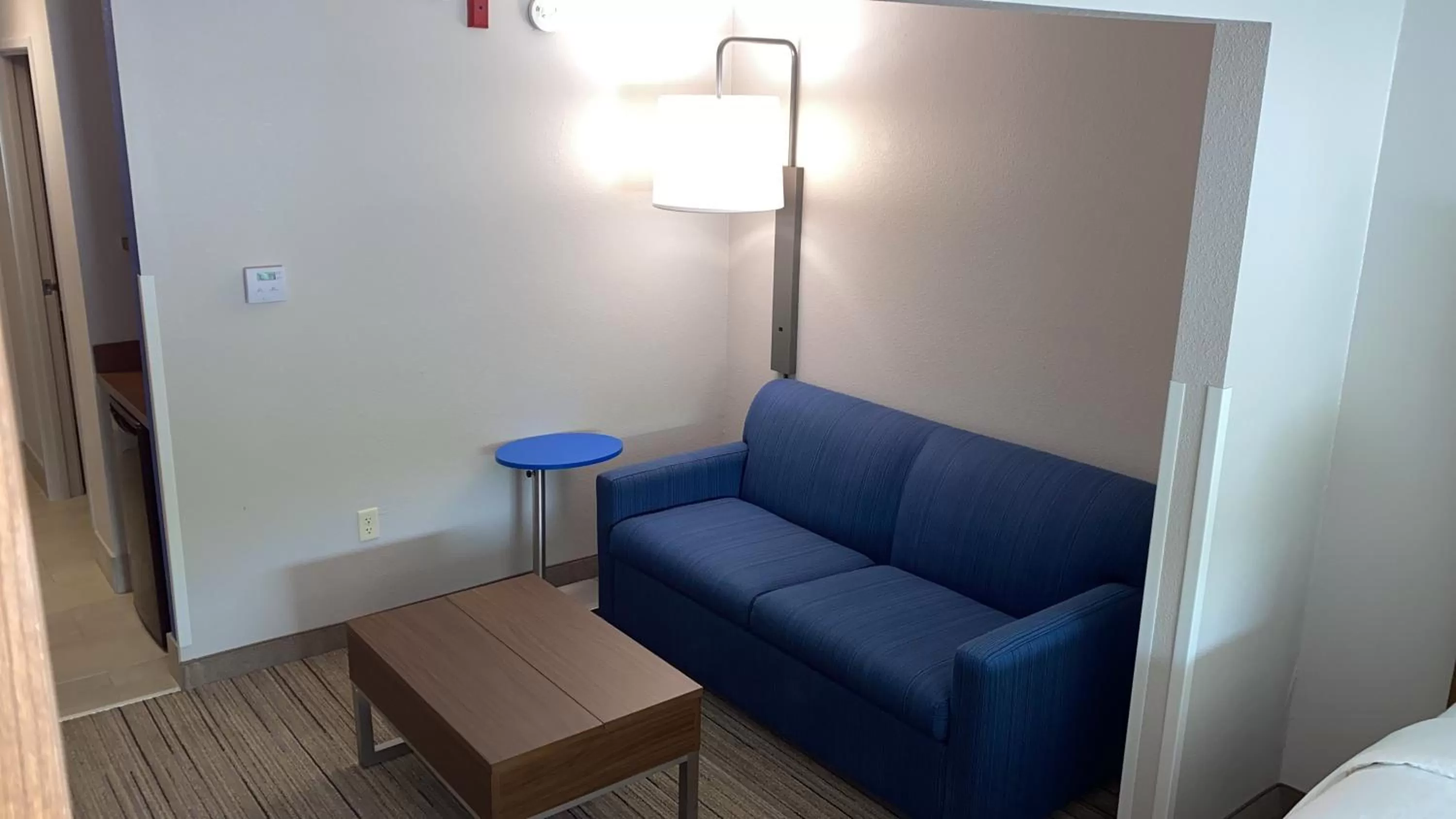 Photo of the whole room in Holiday Inn Express Hotel & Suites Weston by IHG