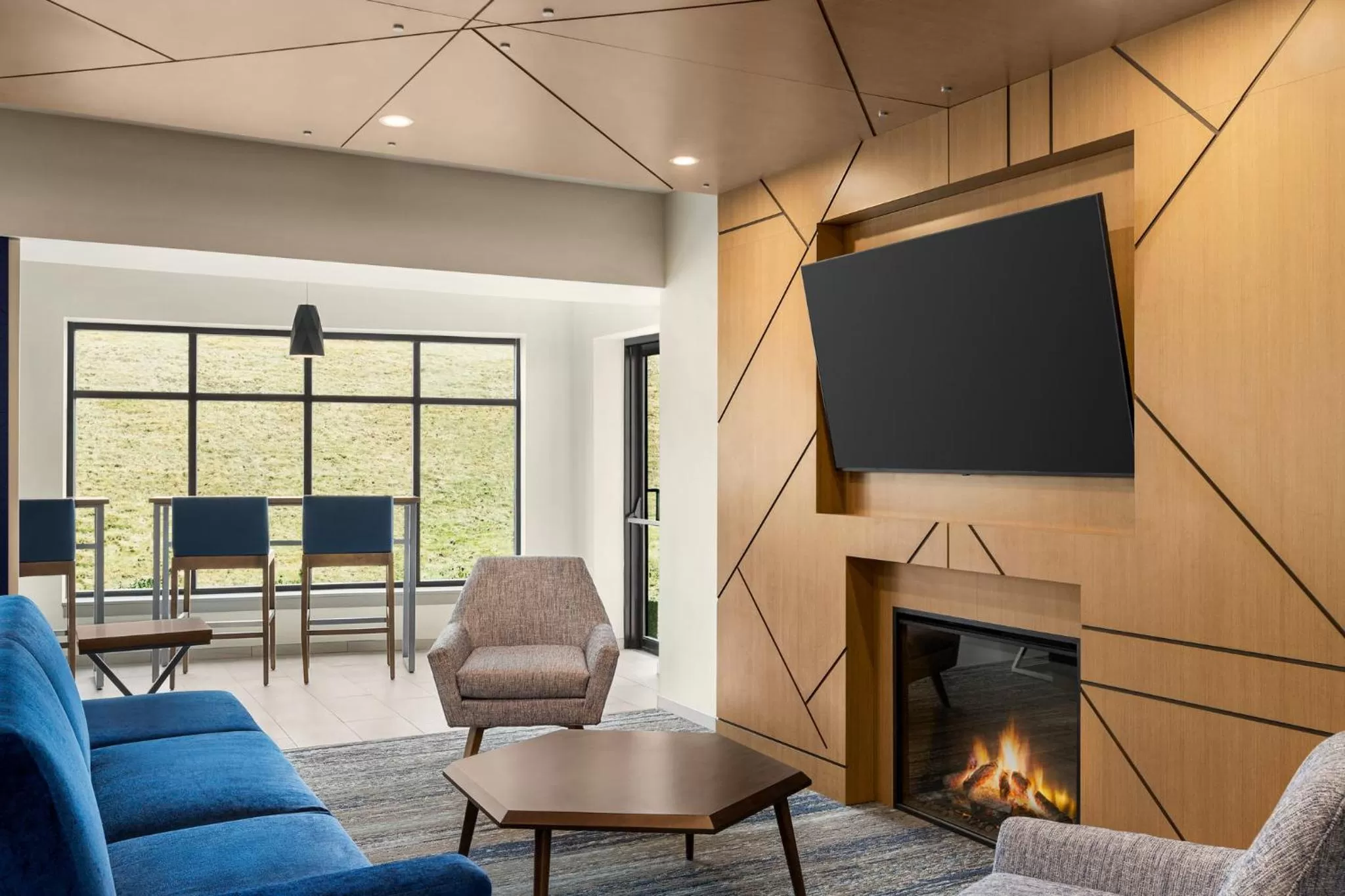 Property building in Holiday Inn Express & Suites East Greenbush Albany-Skyline by IHG