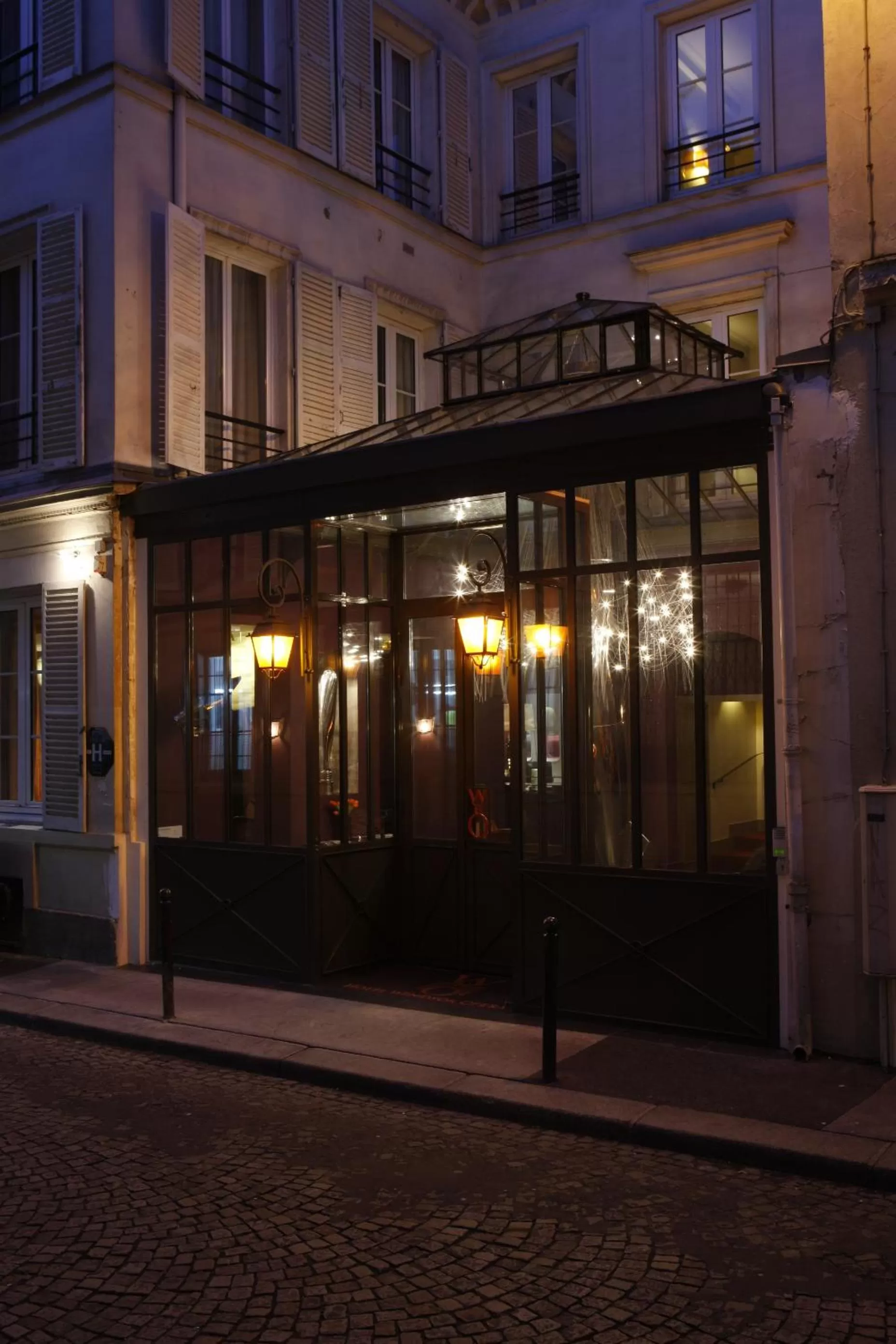 Facade/entrance in Windsor Opera