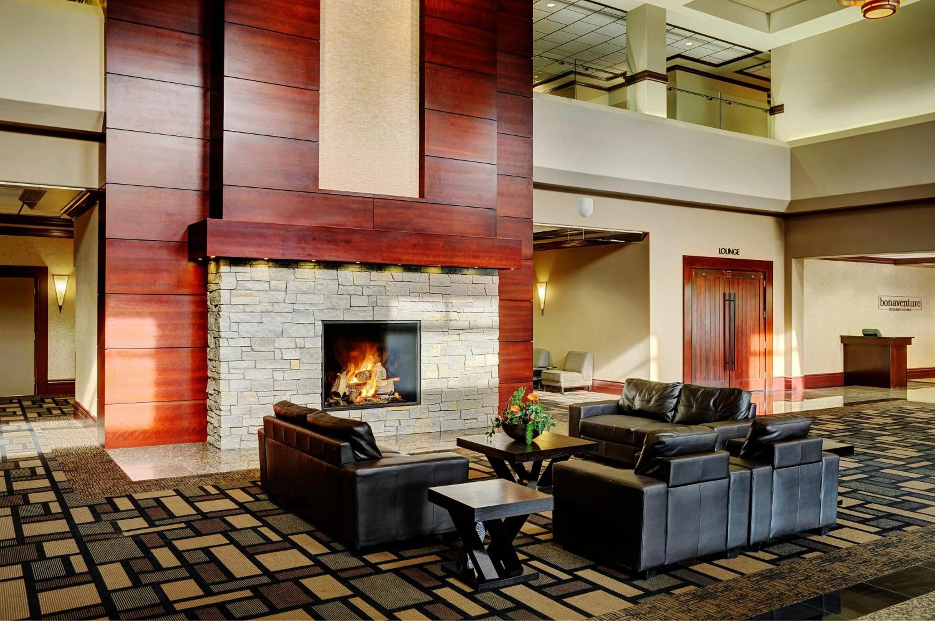 Lobby or reception in Chateau Nova Yellowhead