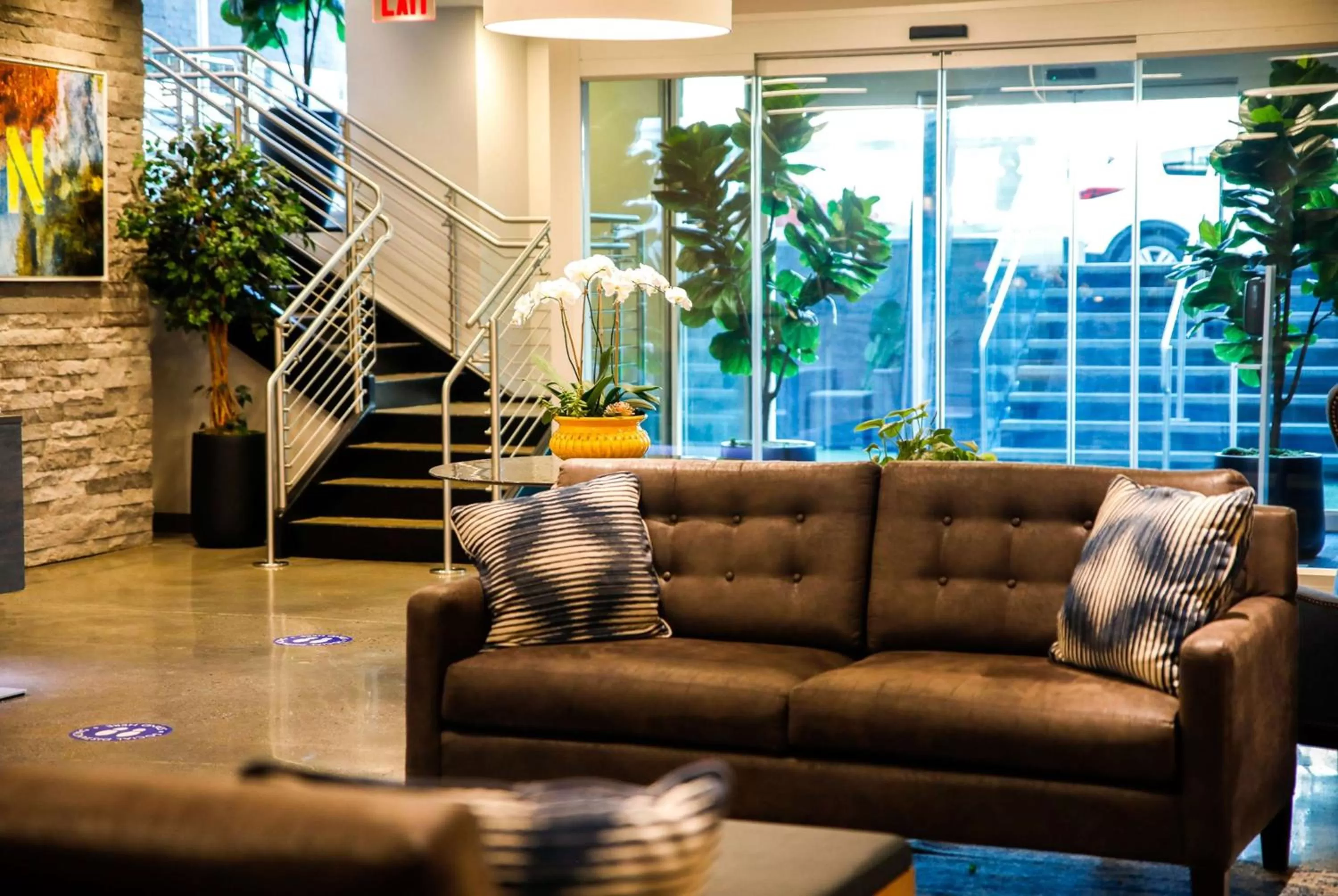 Lobby or reception in Wingate by Wyndham Bronx Haven Park