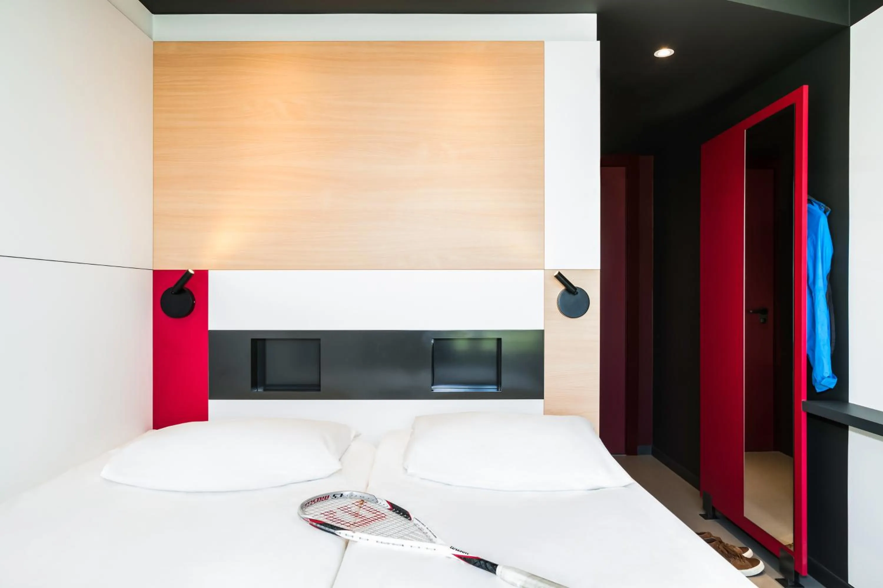 Spring, Bed in ibis Budget Knokke