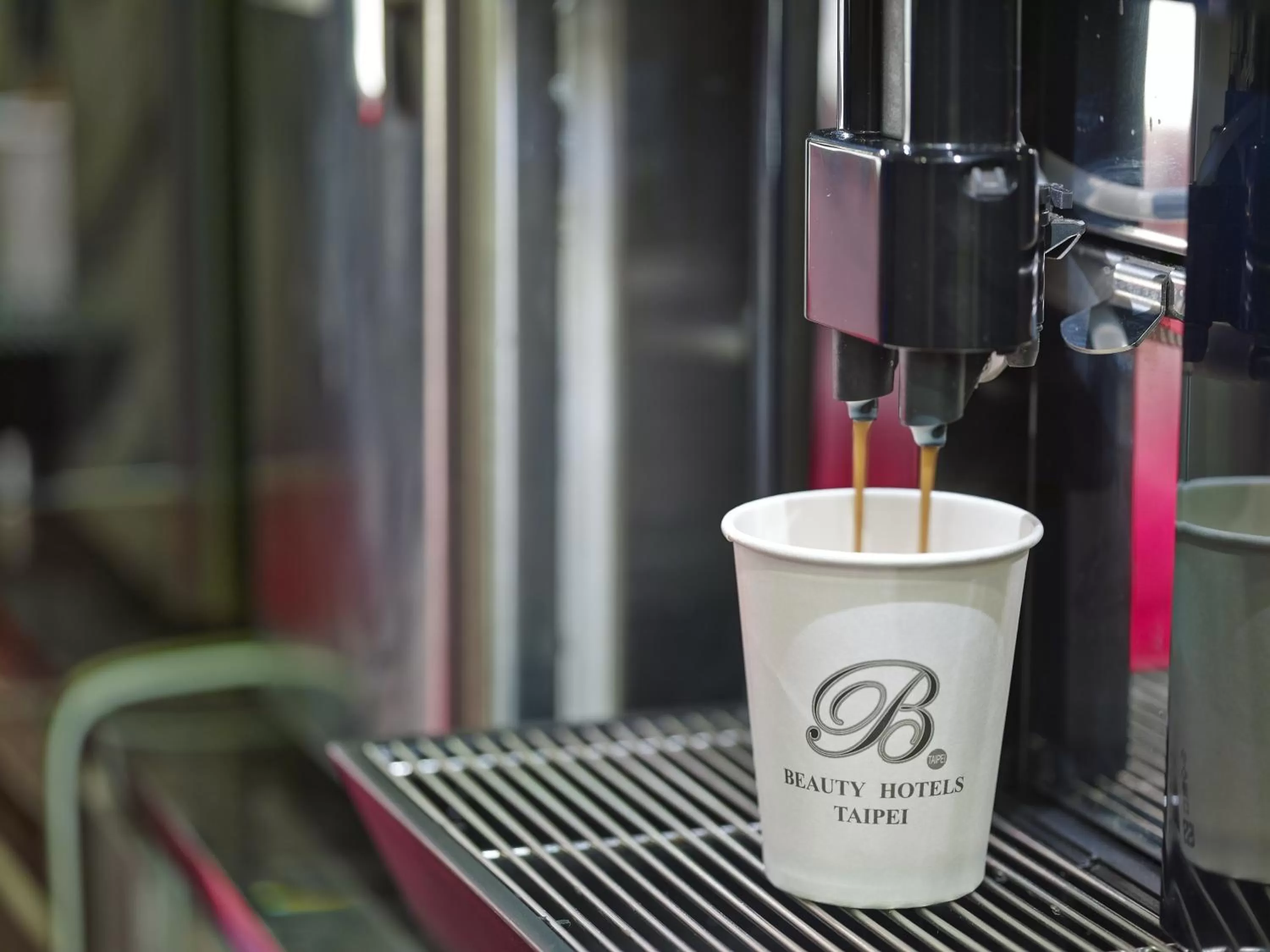 Drinks in Beauty Hotels Taipei - HOTEL BSTAY Self Check In