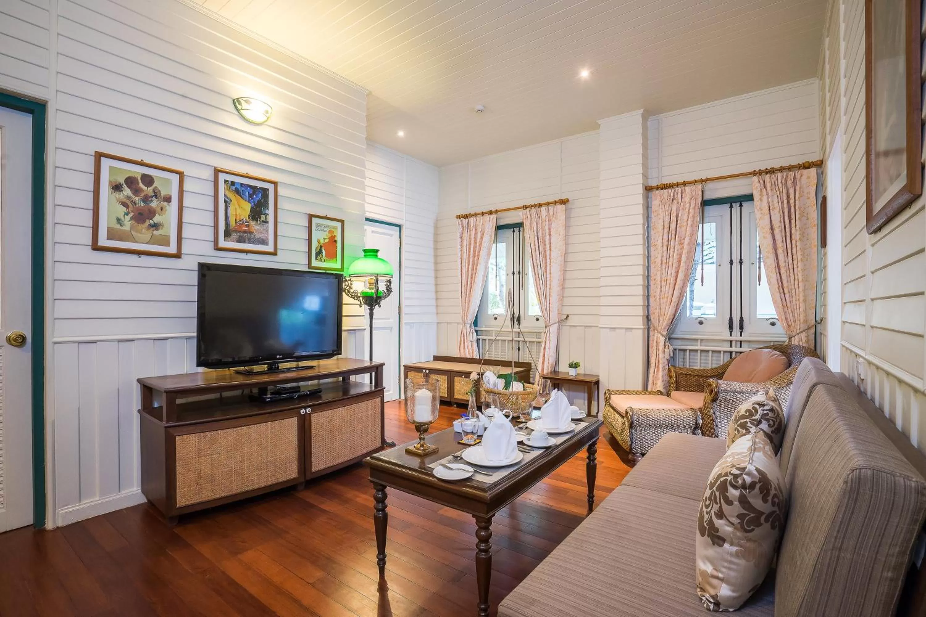 TV and multimedia in Kalanan Riverside Resort