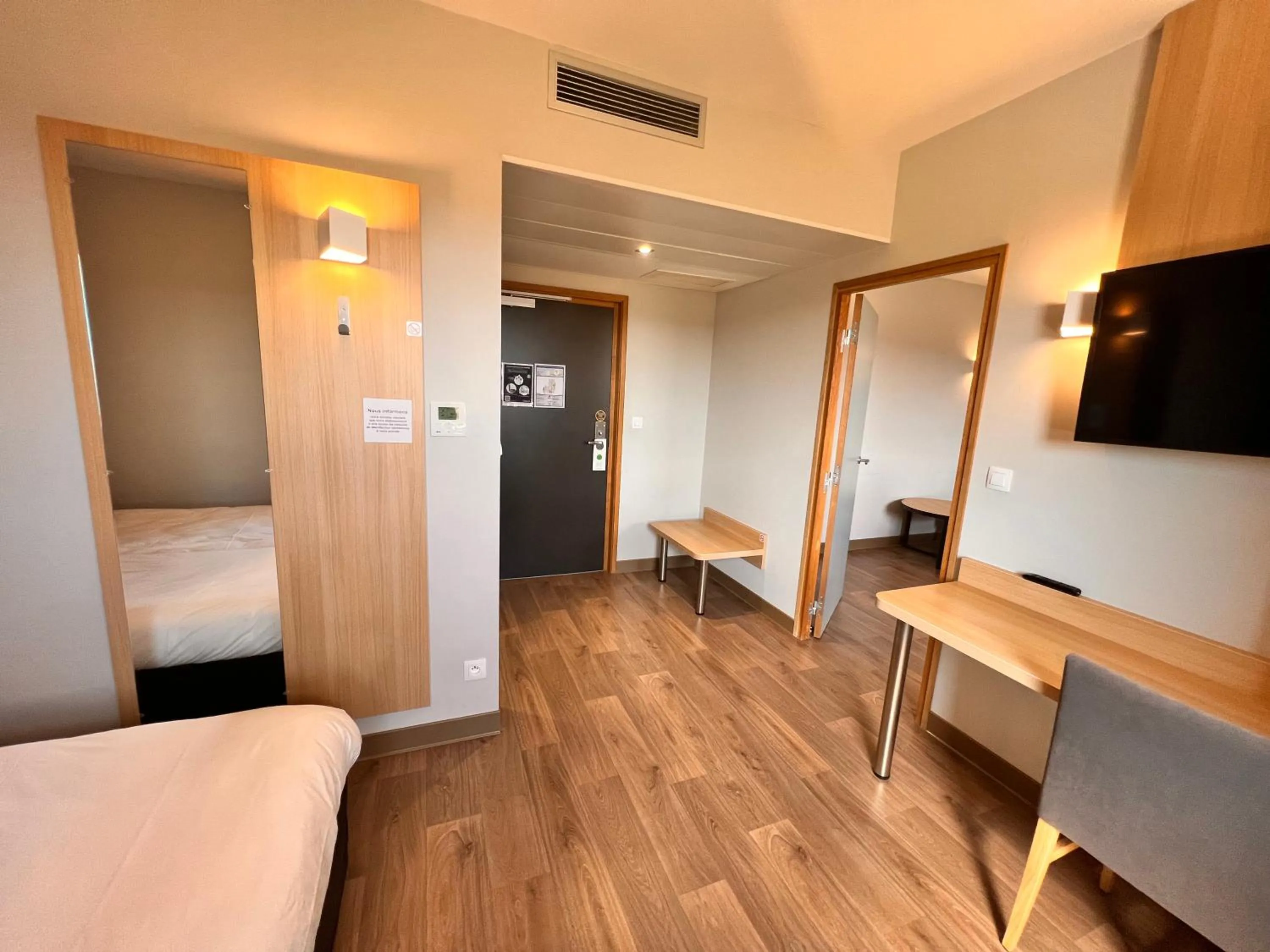 Bed in Campanile Metz Nord - Woippy- Porte du Luxembourg A31