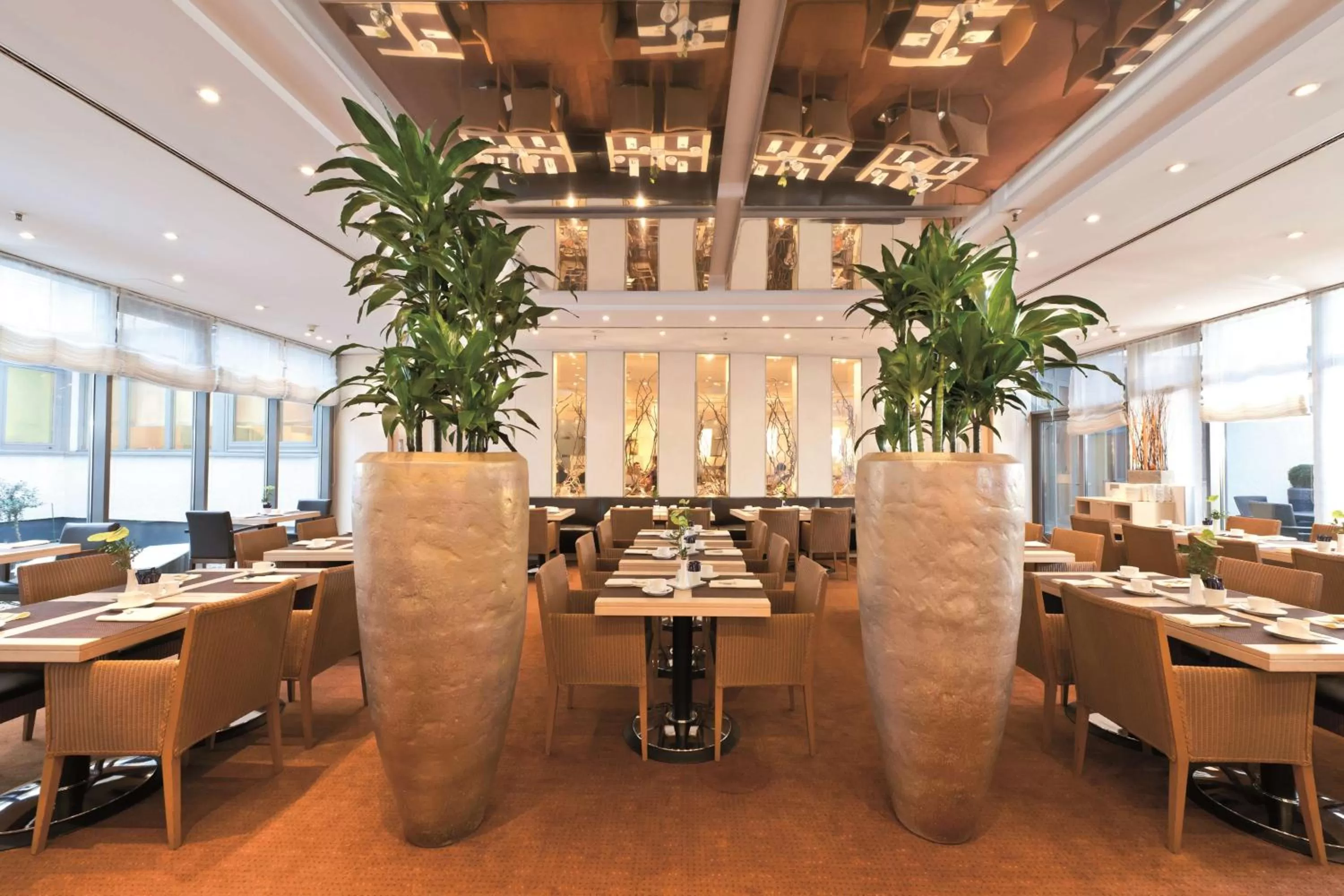 Restaurant/places to eat in Dorint An der Messe Köln