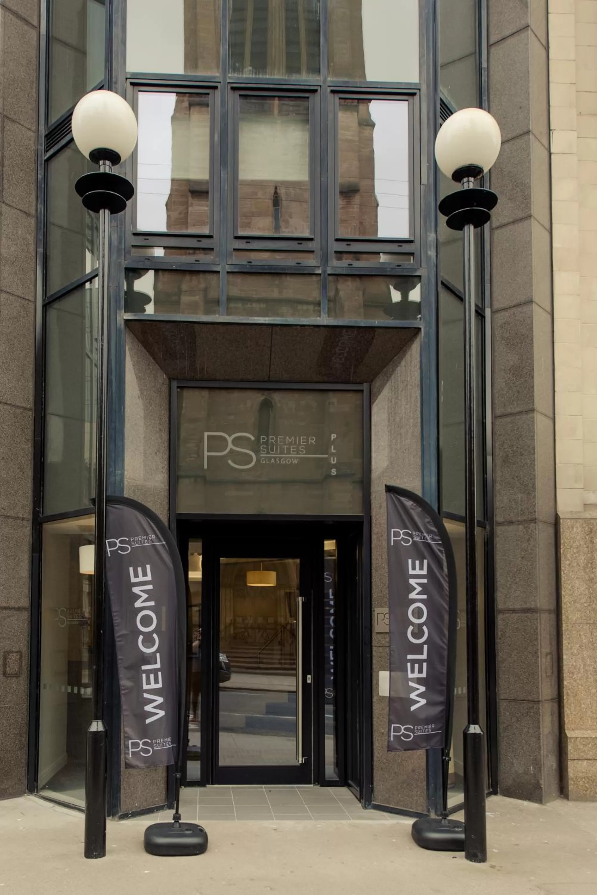 Facade/entrance in PREMIER SUITES PLUS Glasgow Bath Street