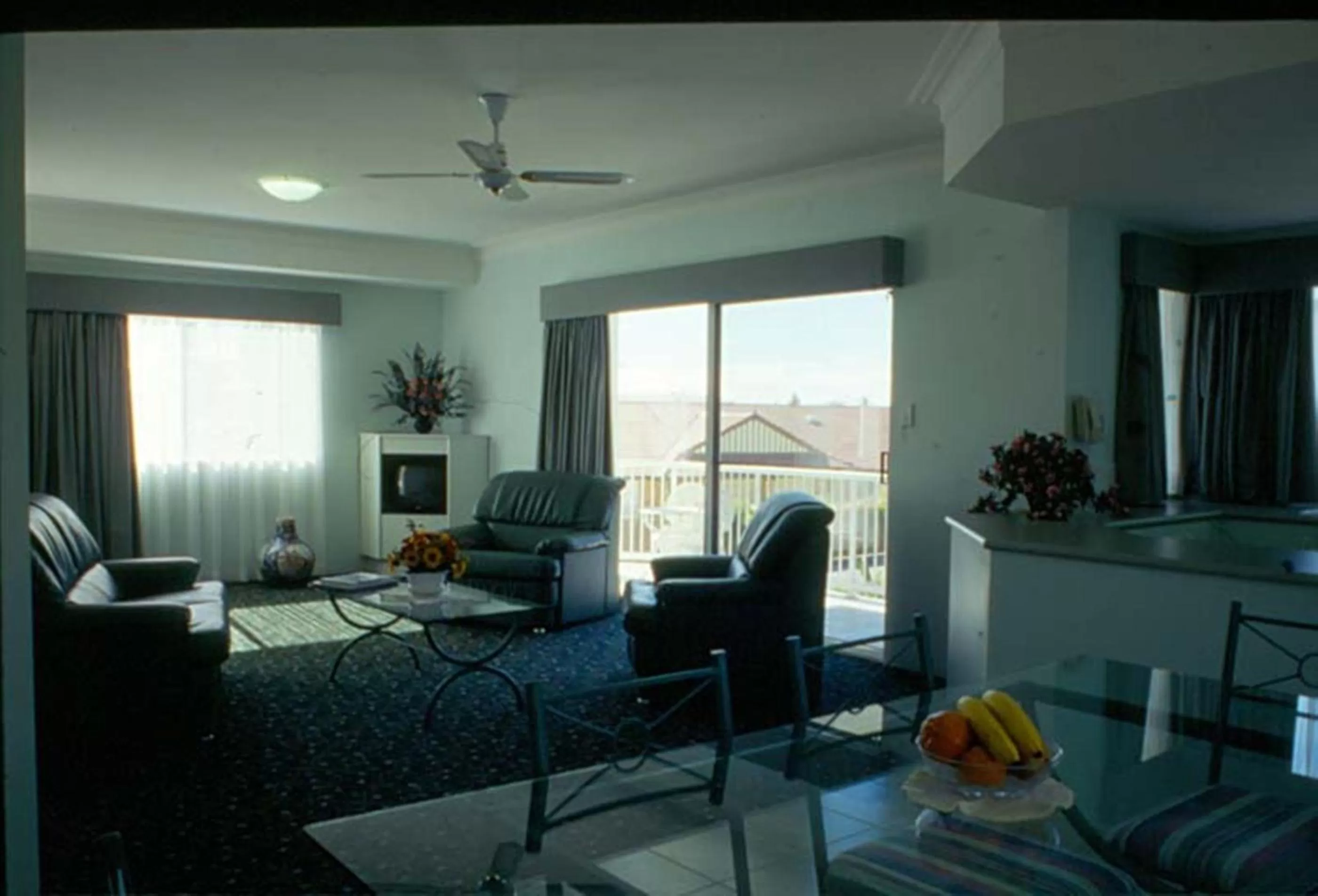 Living room in Runaway Bay Motor Inn