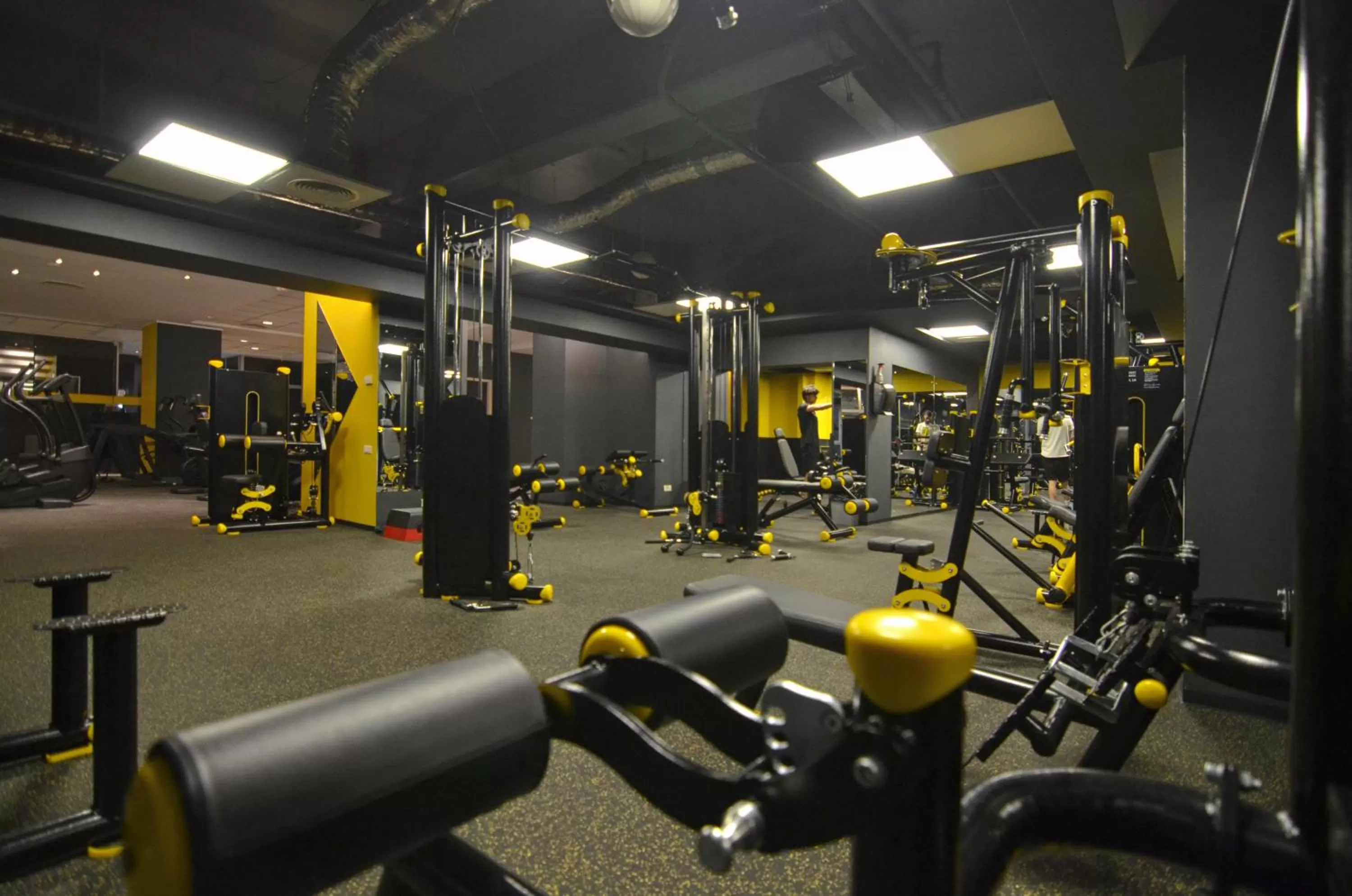 Fitness centre/facilities in Continental Forum Constanta