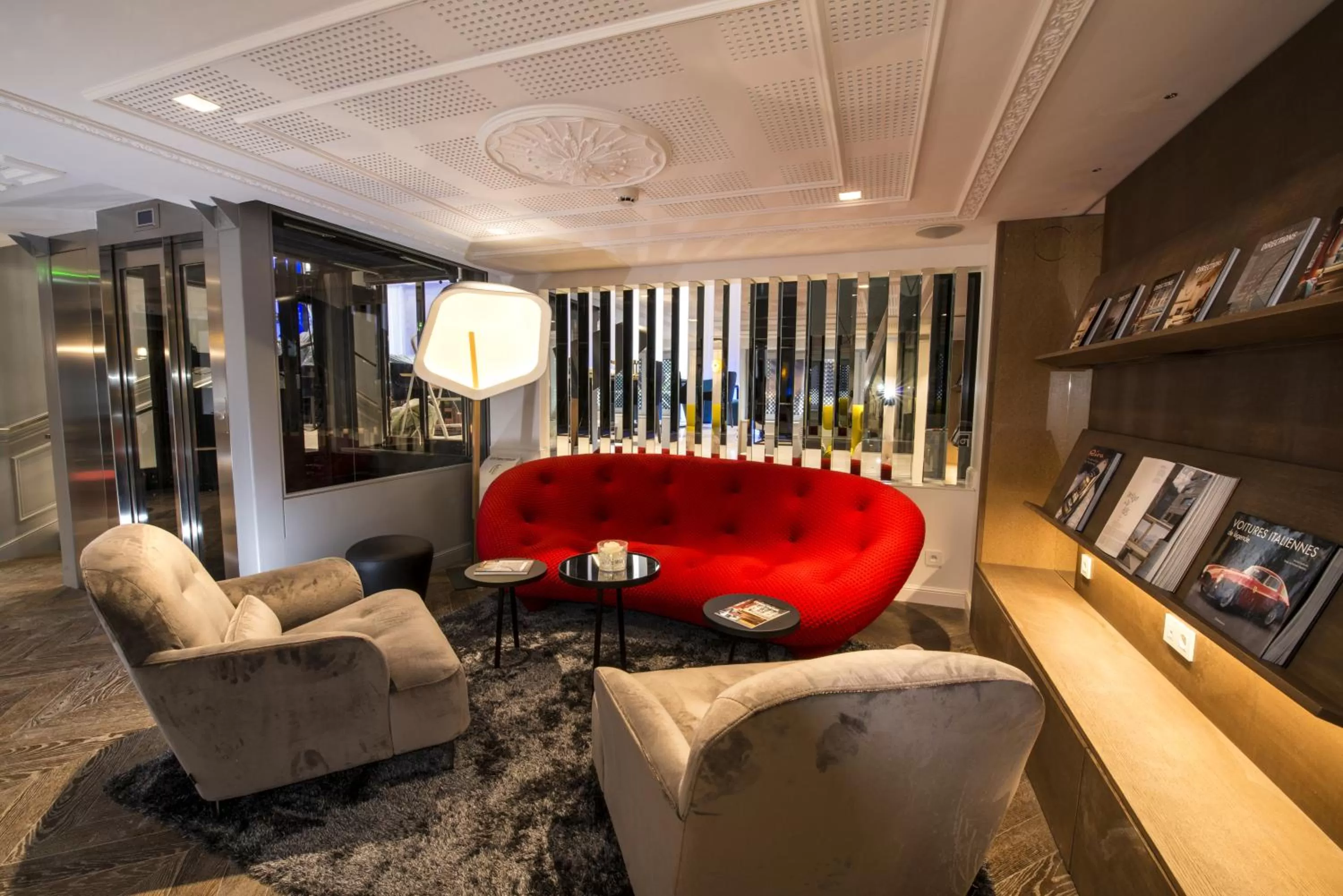 Communal lounge/ TV room in Vertigo Hotel, Dijon, a Member of Design Hotels