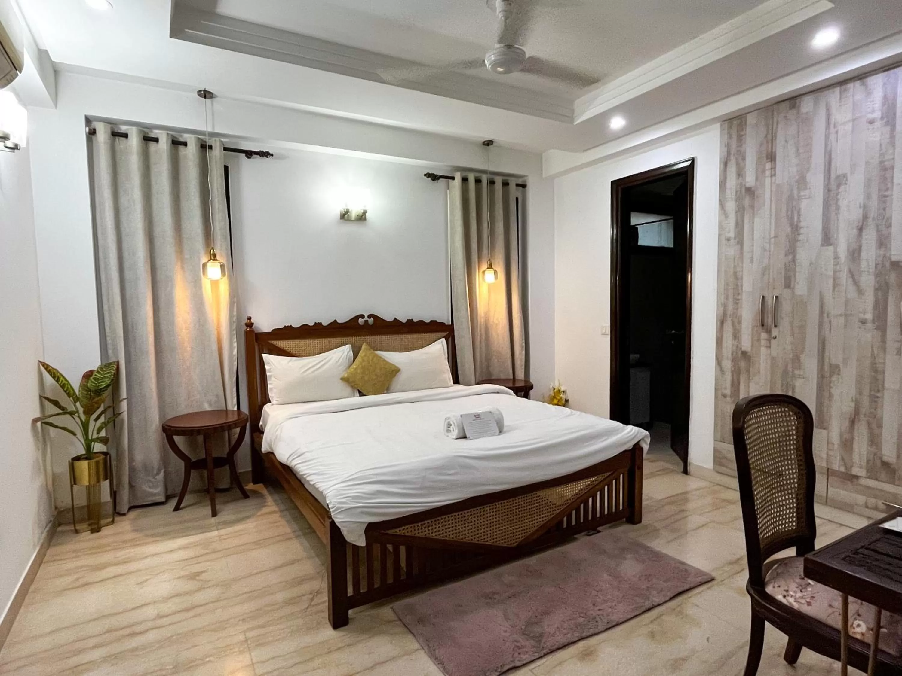 Bed in Avatar Living @Safdarjung Enclave