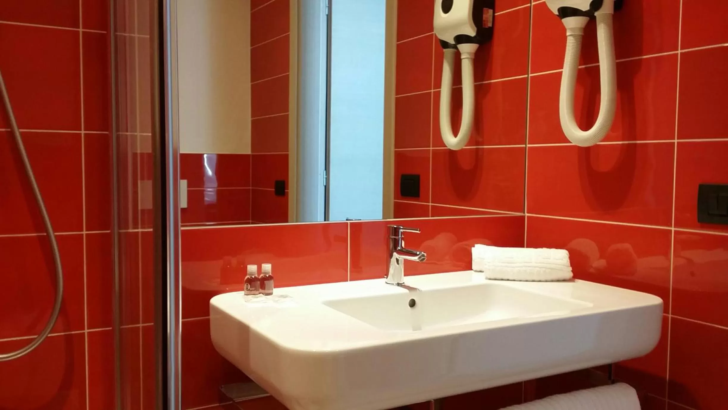 Bathroom in Blue Shades Hotel