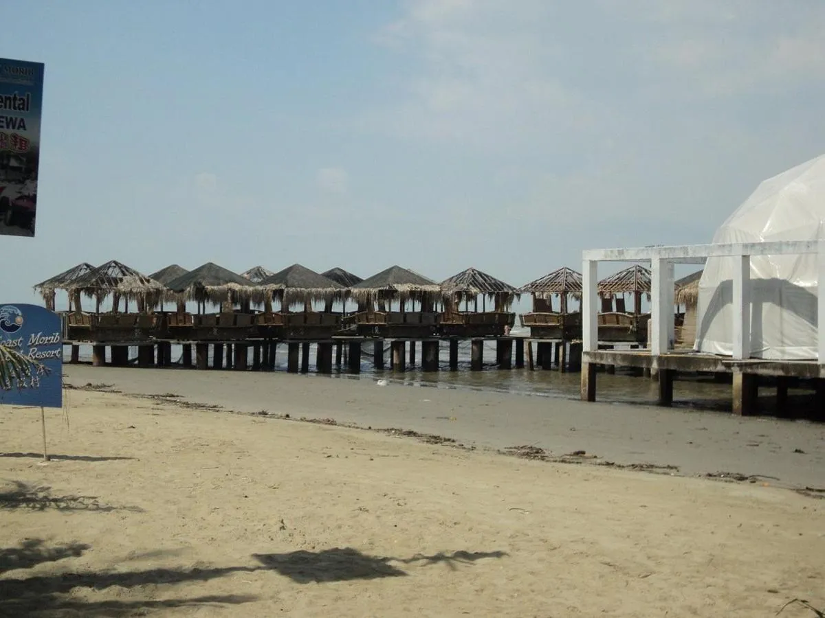 Beach in Gold Coast Morib Resort