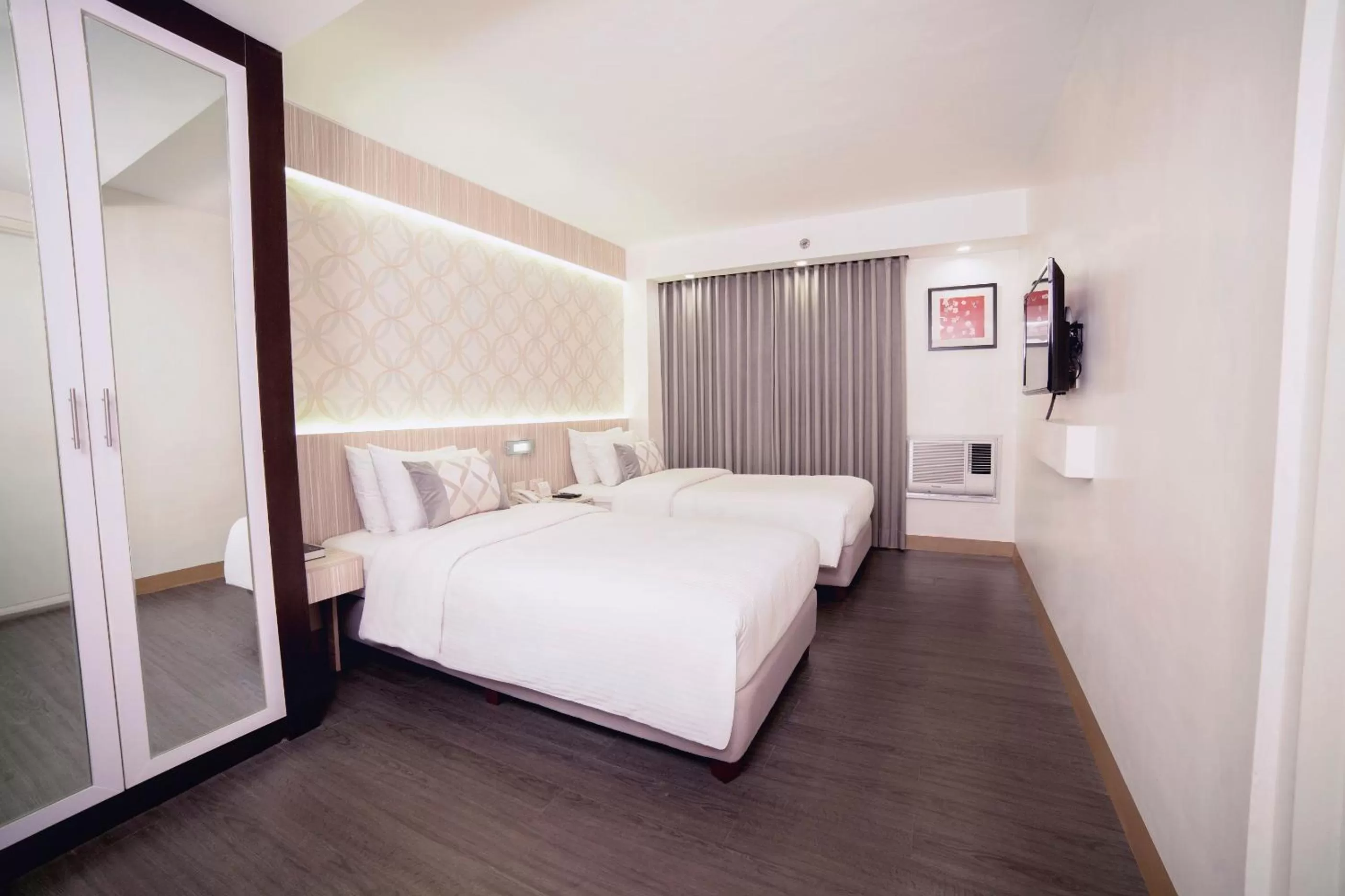 Bedroom, Bed in The Charter House