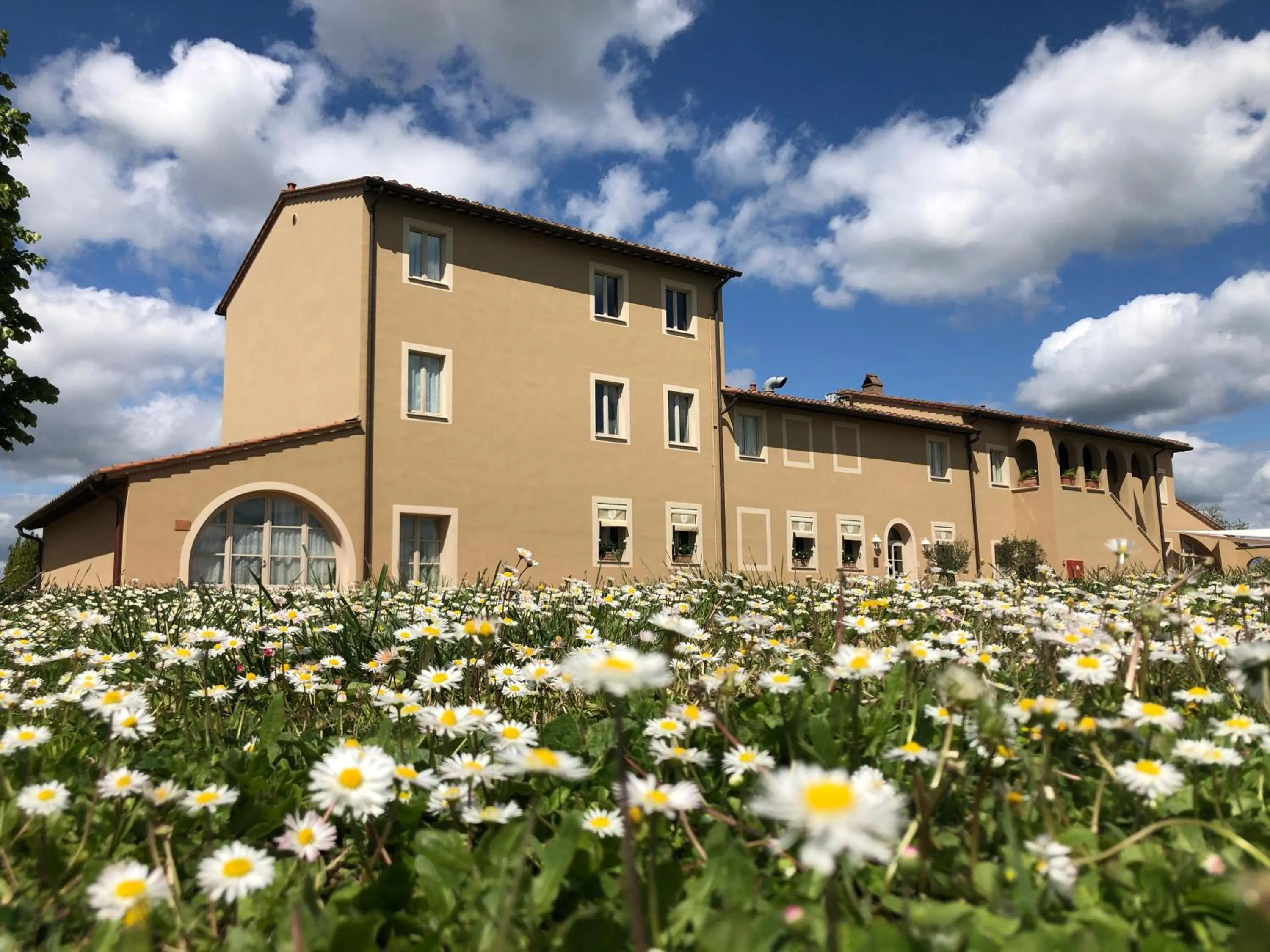 Property building in Resort Casale Le Torri