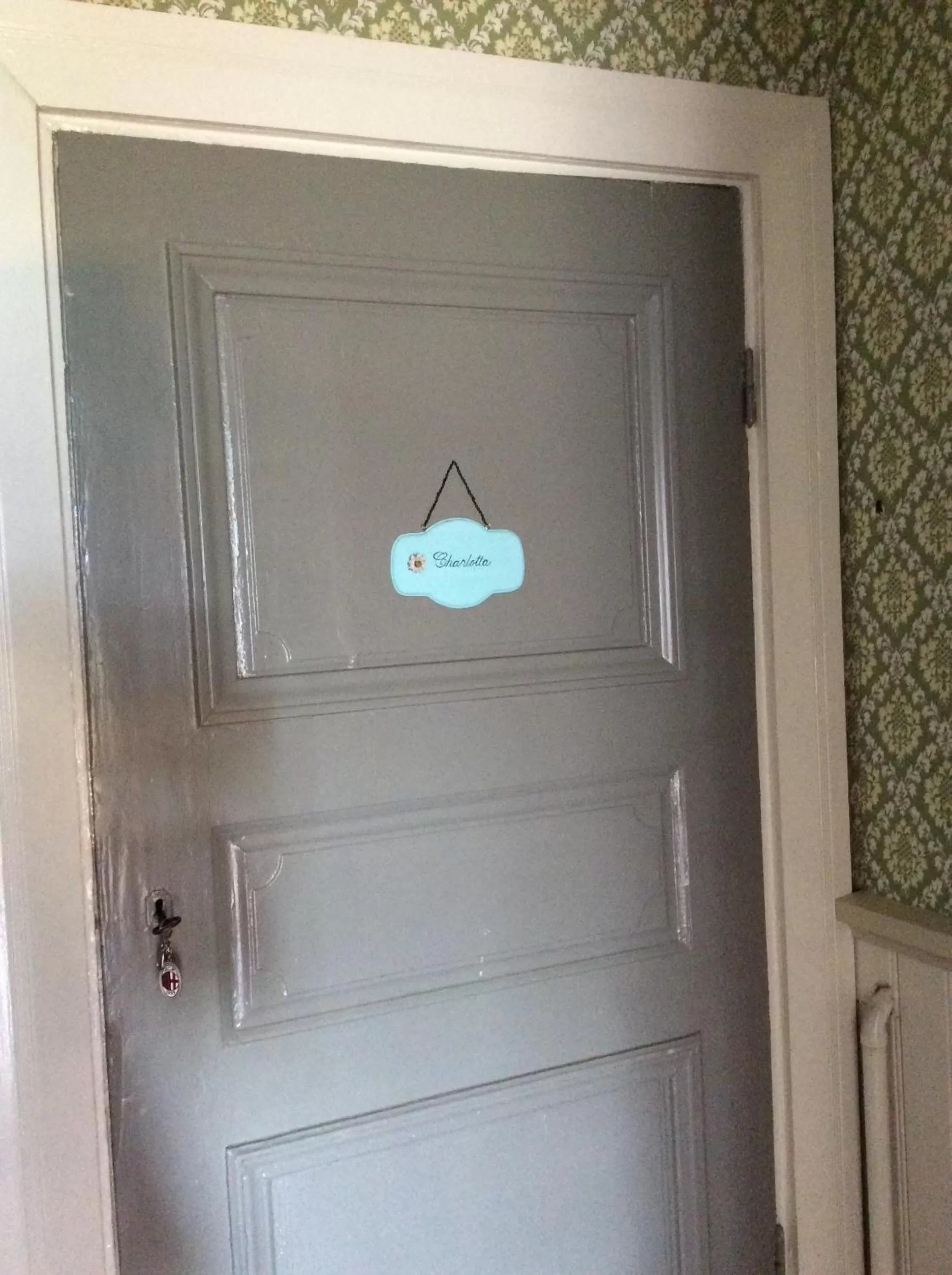 Property logo or sign in Tiittalan Kartano