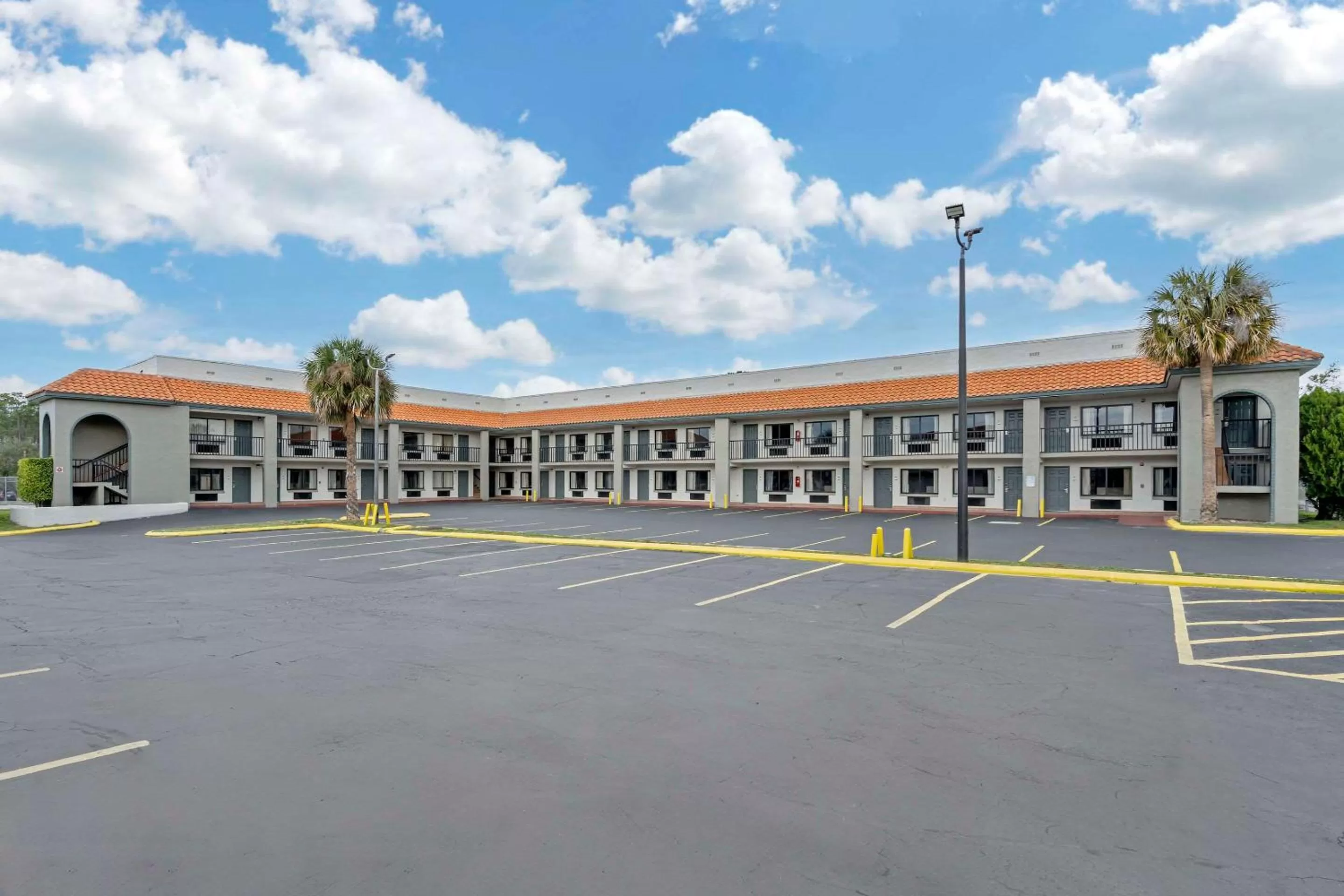 Property building in Quality Inn & Suites Orlando East - UCF Area