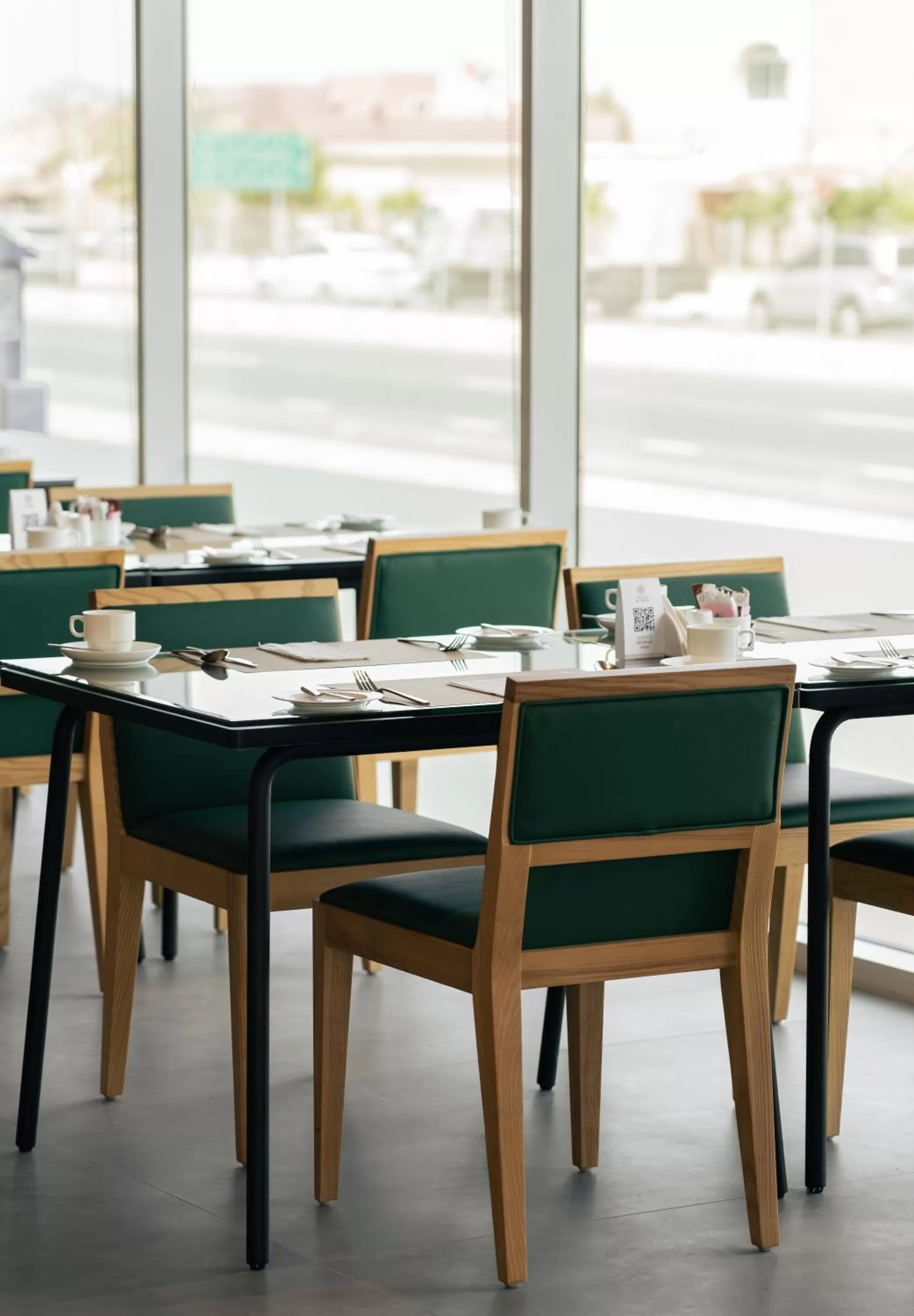 Restaurant/places to eat in Al Khoory Courtyard Hotel