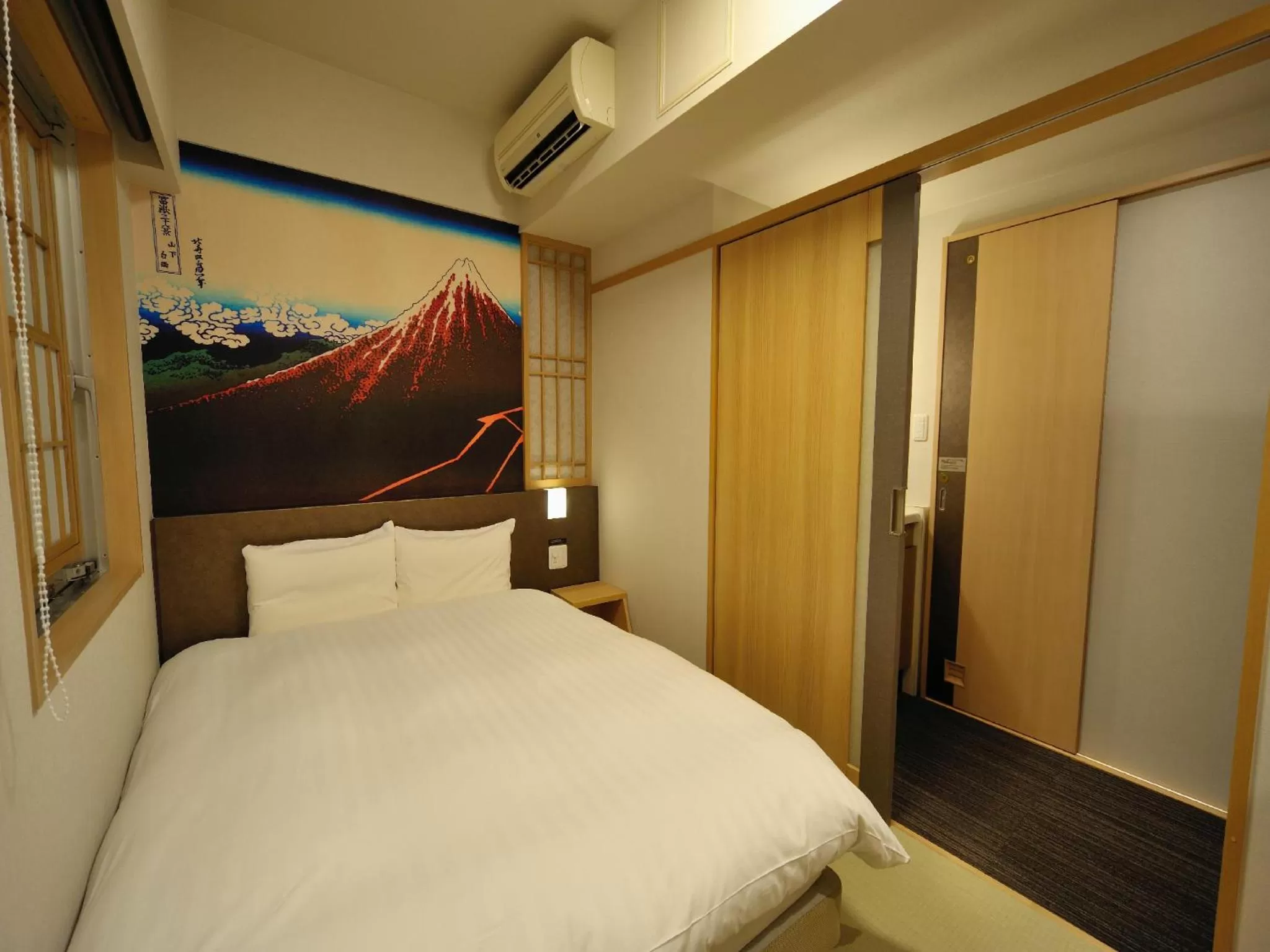 Bed in Dormy Inn Akihabara