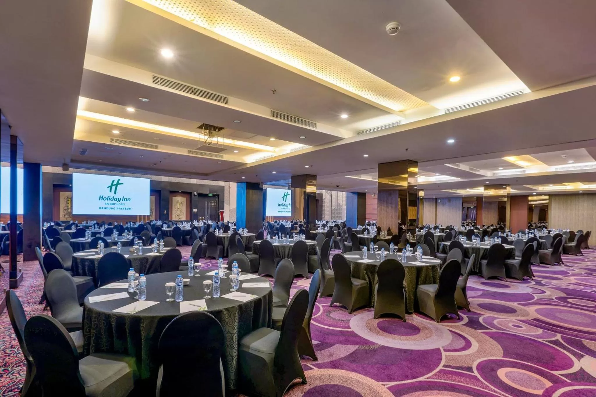 Banquet/Function facilities in Holiday Inn Bandung Pasteur by IHG