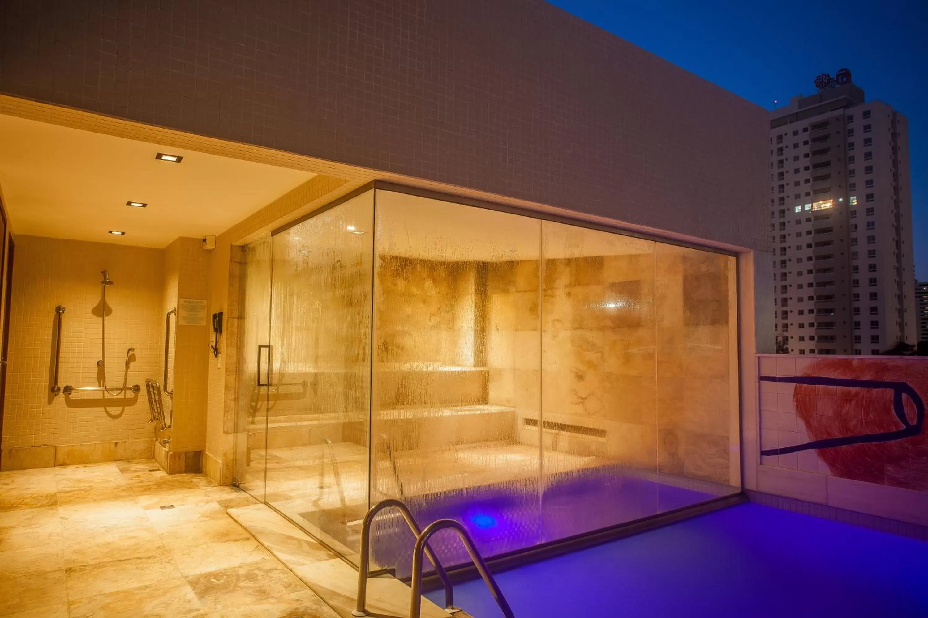 Fitness centre/facilities in Holiday Inn Natal, an IHG Hotel