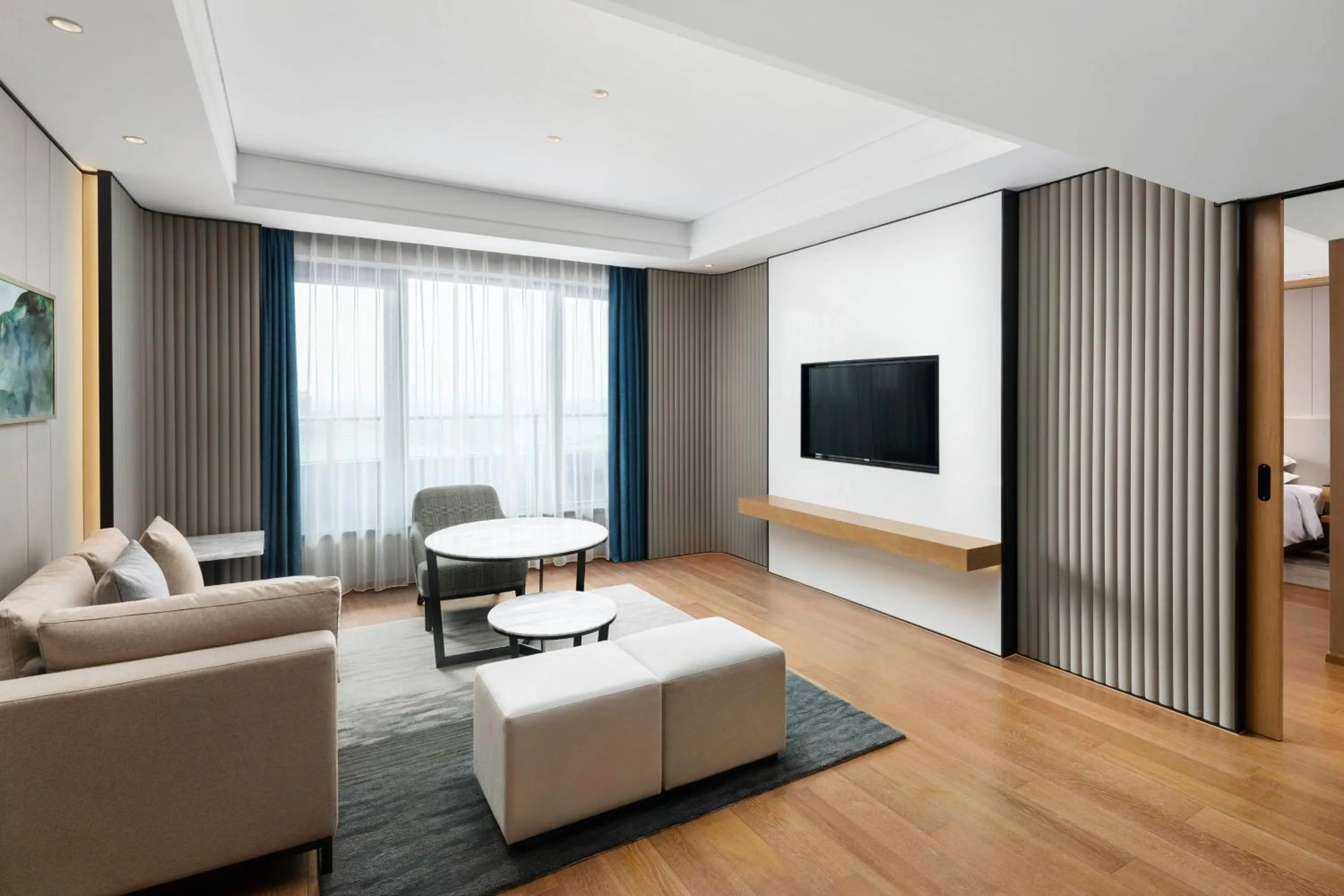 Living room in Courtyard by Marriott Hangzhou West