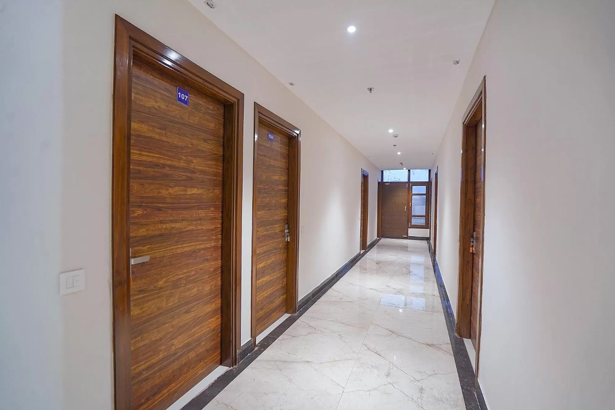 Lobby or reception in FabHotel HC Mohali Inn