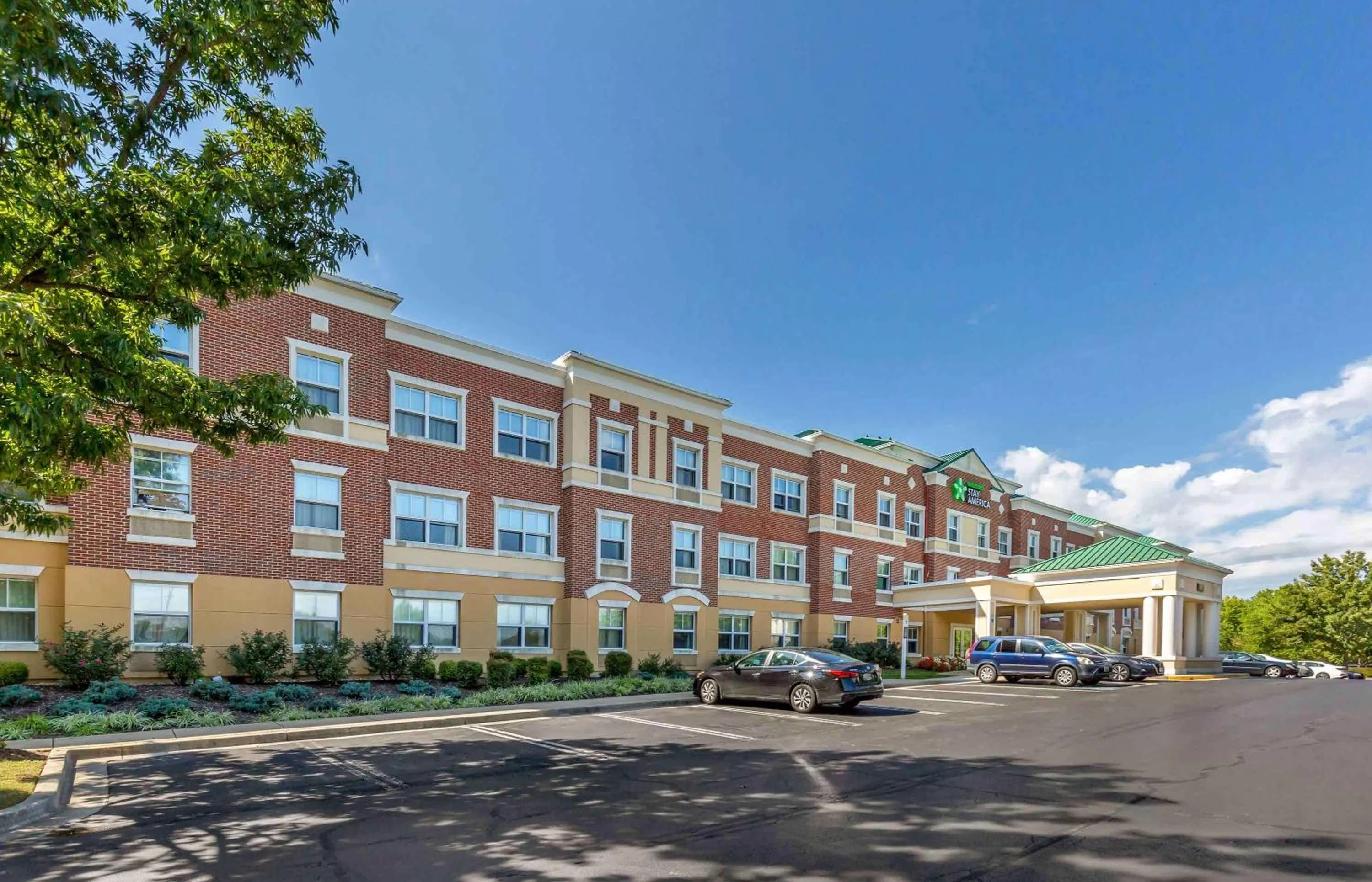 Property building in Extended Stay America Suites - Washington, DC - Gaithersburg - South