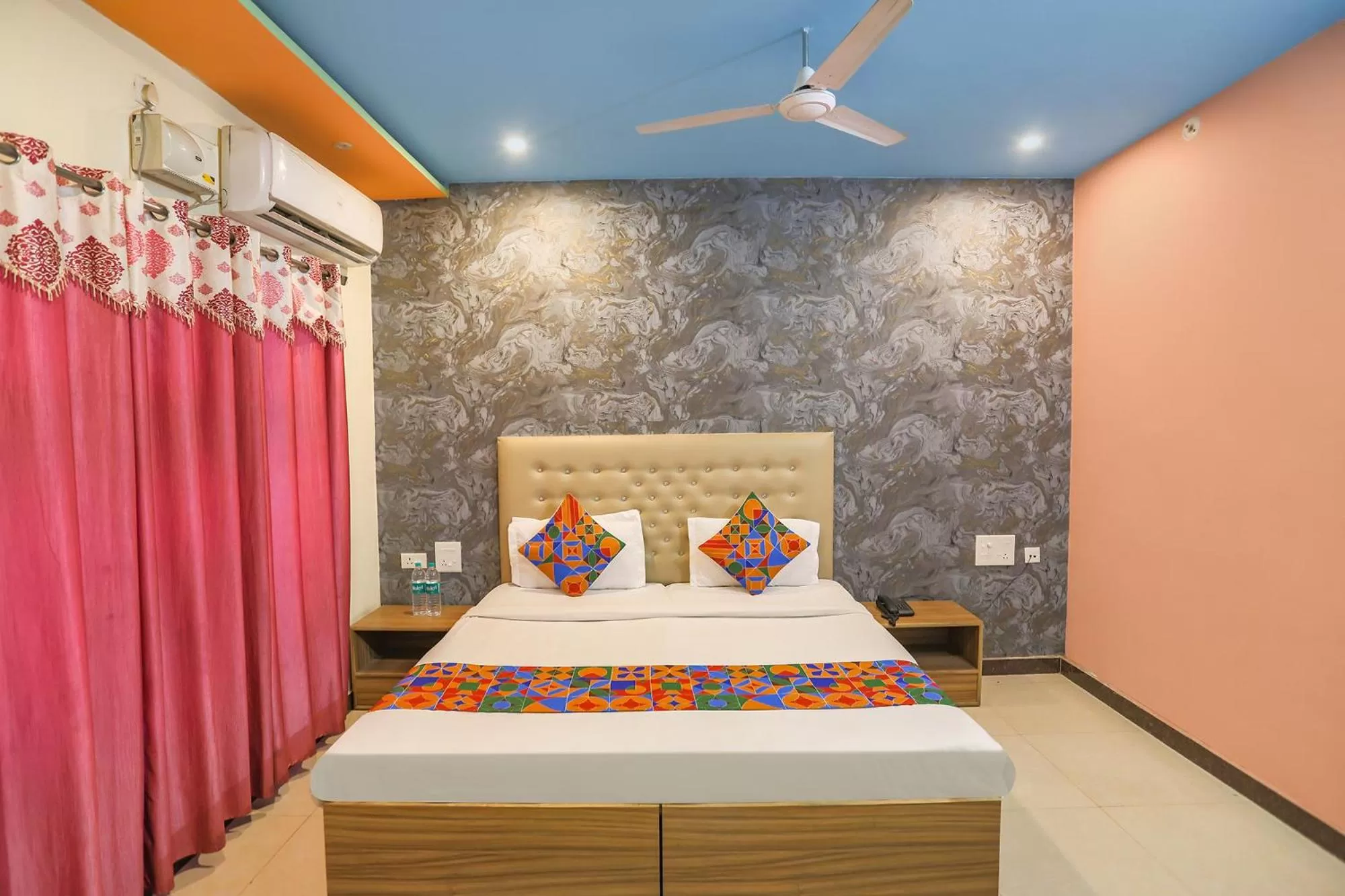 View (from property/room), Bed in FabHotel Kriti Green - Hanuman Mandir, Lathia